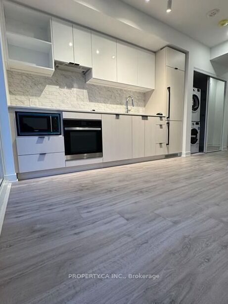 252 Church Street 5002, Toronto, ON M5B 0E6 photo 2