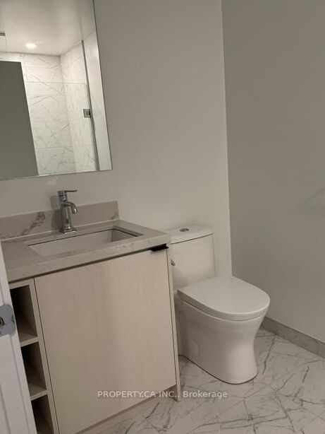 252 Church Street 5002, Toronto, ON M5B 0E6 photo 4