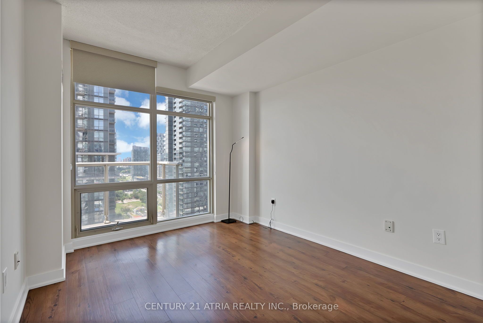 35 Mariner Terrace 2702, Toronto, ON M5V 3V9