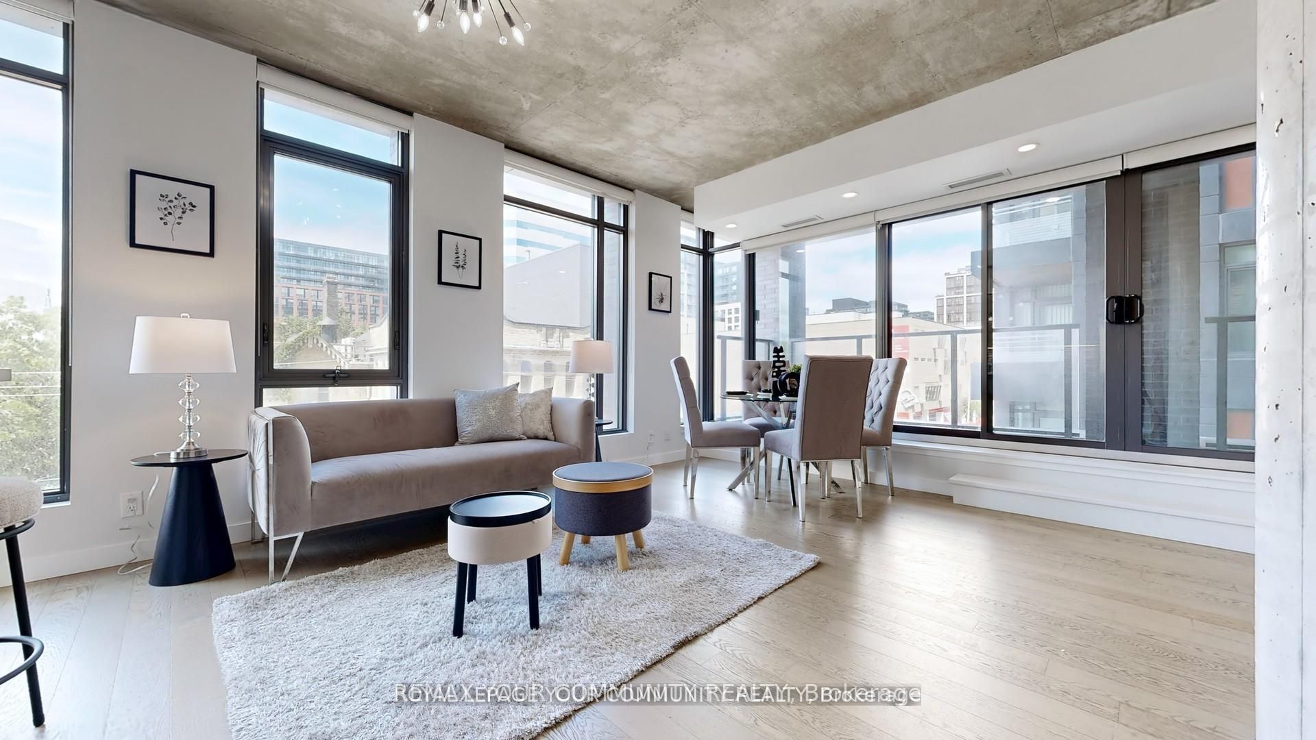 111 Bathurst Street 314, Toronto, ON M5V 0M9 photo 2