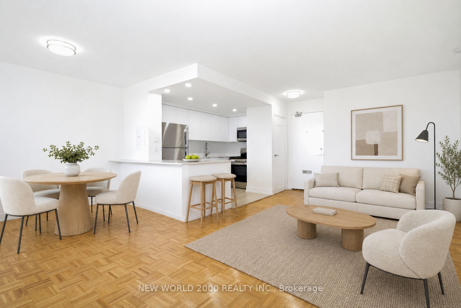 33 Erskine Avenue 611, Toronto, ON M4P 1Y6 photo 2