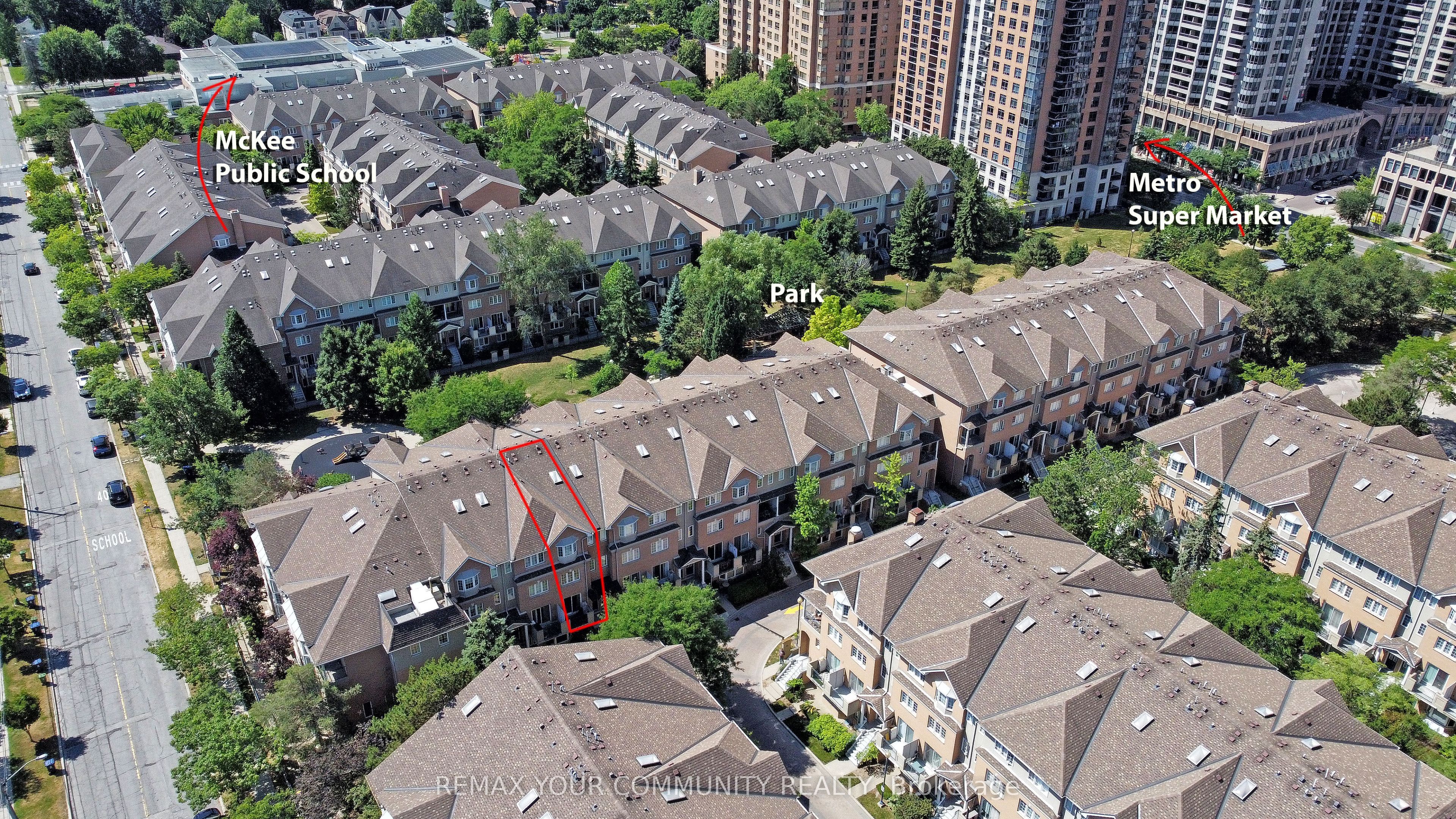 28 Sommerset Way 1213, Toronto, ON M2N 6W7 photo 4