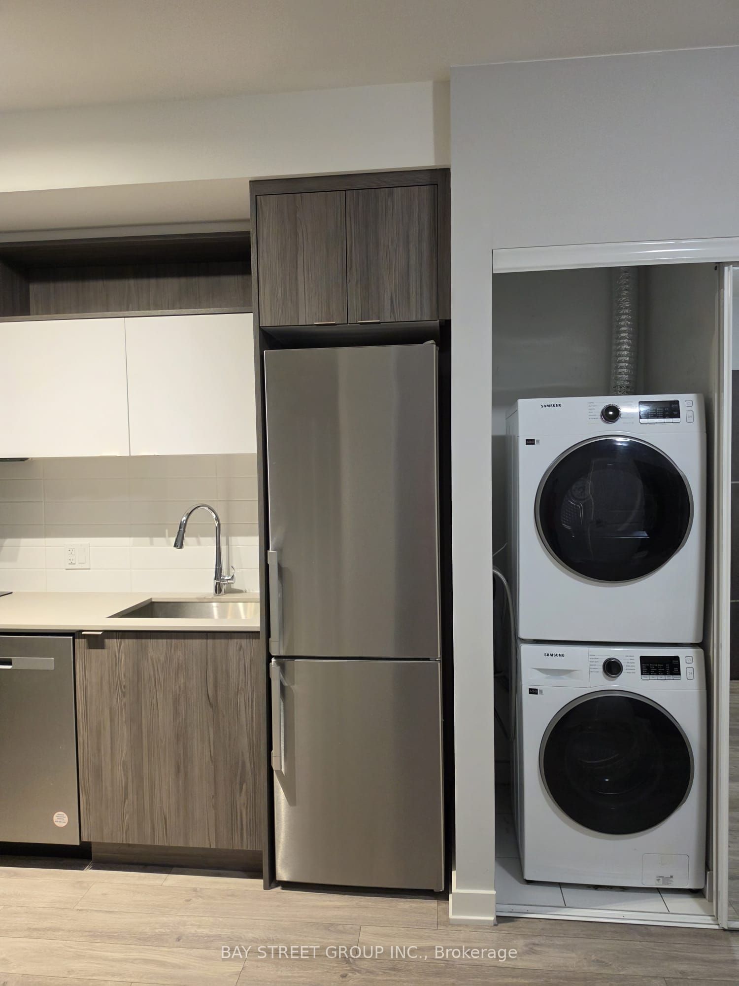100 Dalhousie Street 4709, Toronto, ON M5B 2P7 photo 5