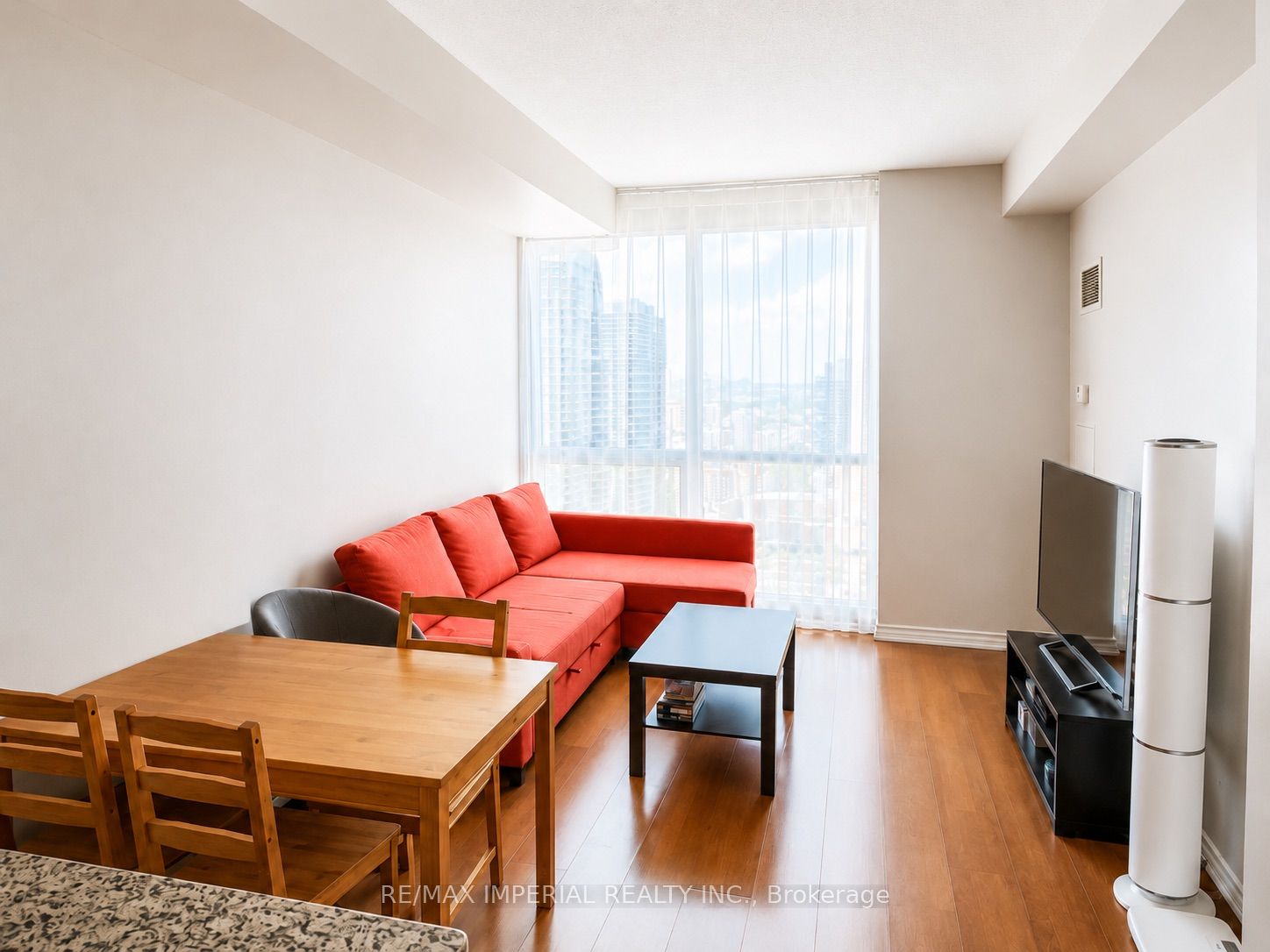 761 Bay Street 3304, Toronto, ON M5G 2R2 photo 4
