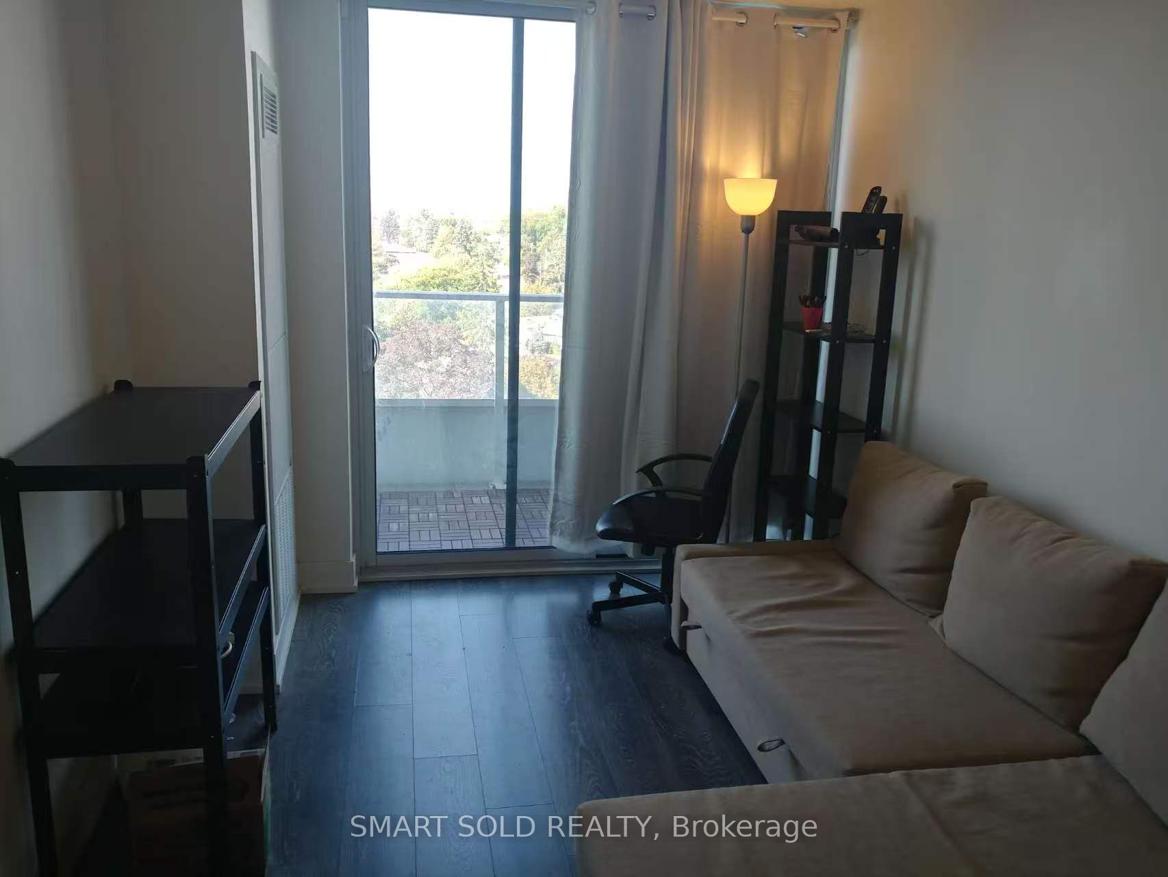 180 Fairview Mall Drive, Toronto, ON M2J 4T1 photo 2