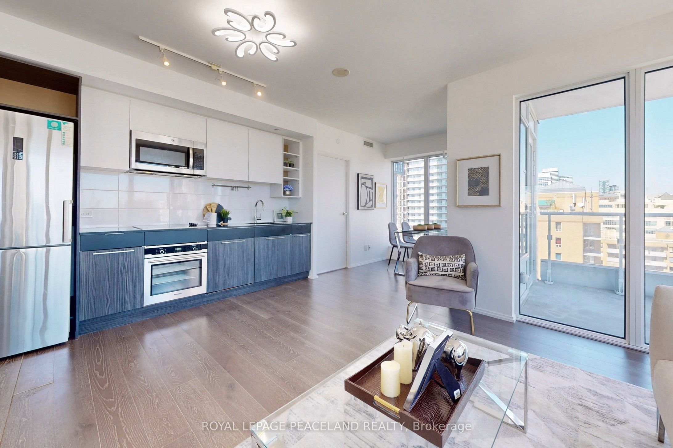 68 Shuter Street 1810, Toronto, ON M5B 1B4 photo 5