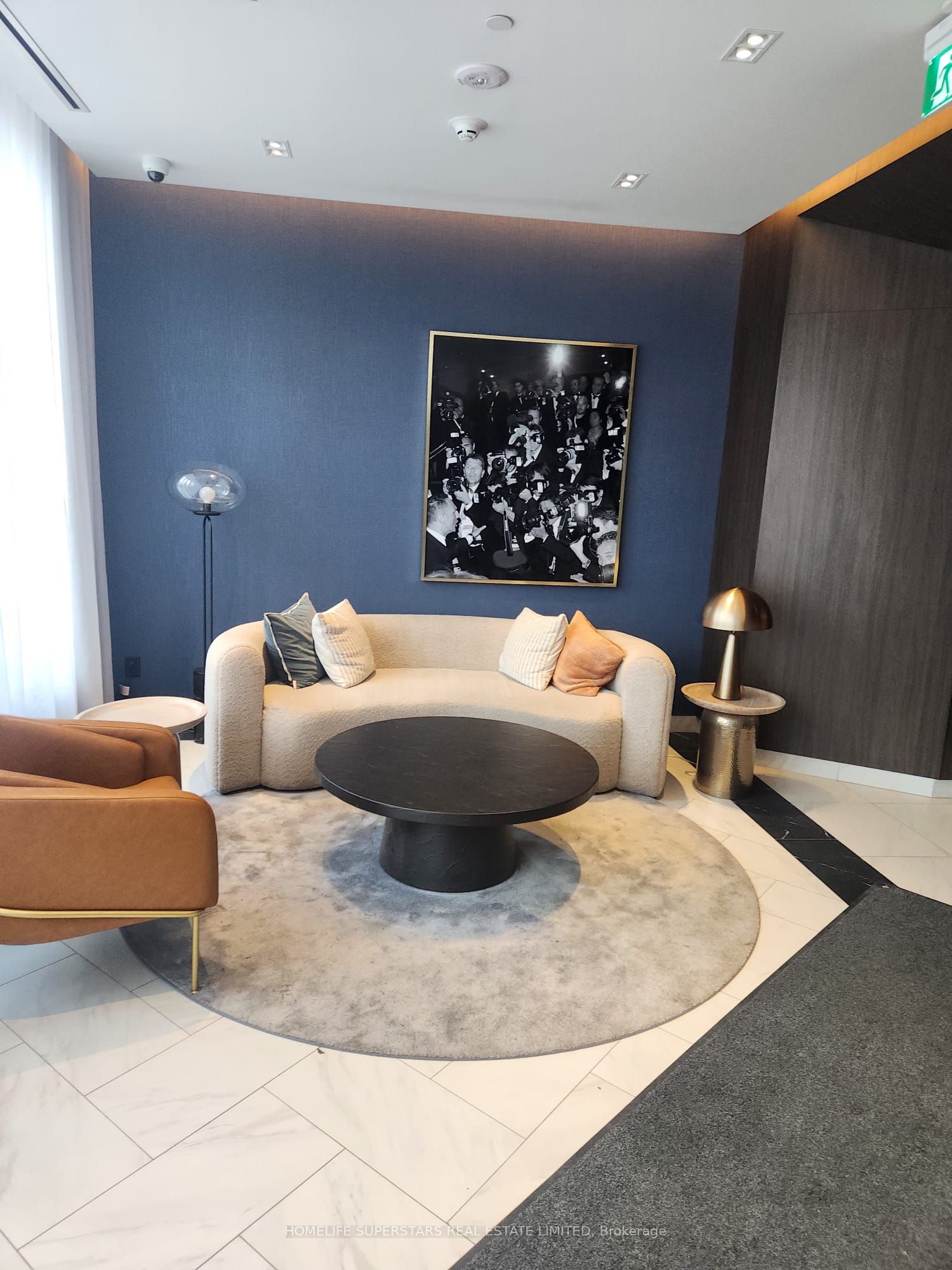 500 DUPONT Street 410, Toronto, ON M6G 1Y7 photo 4