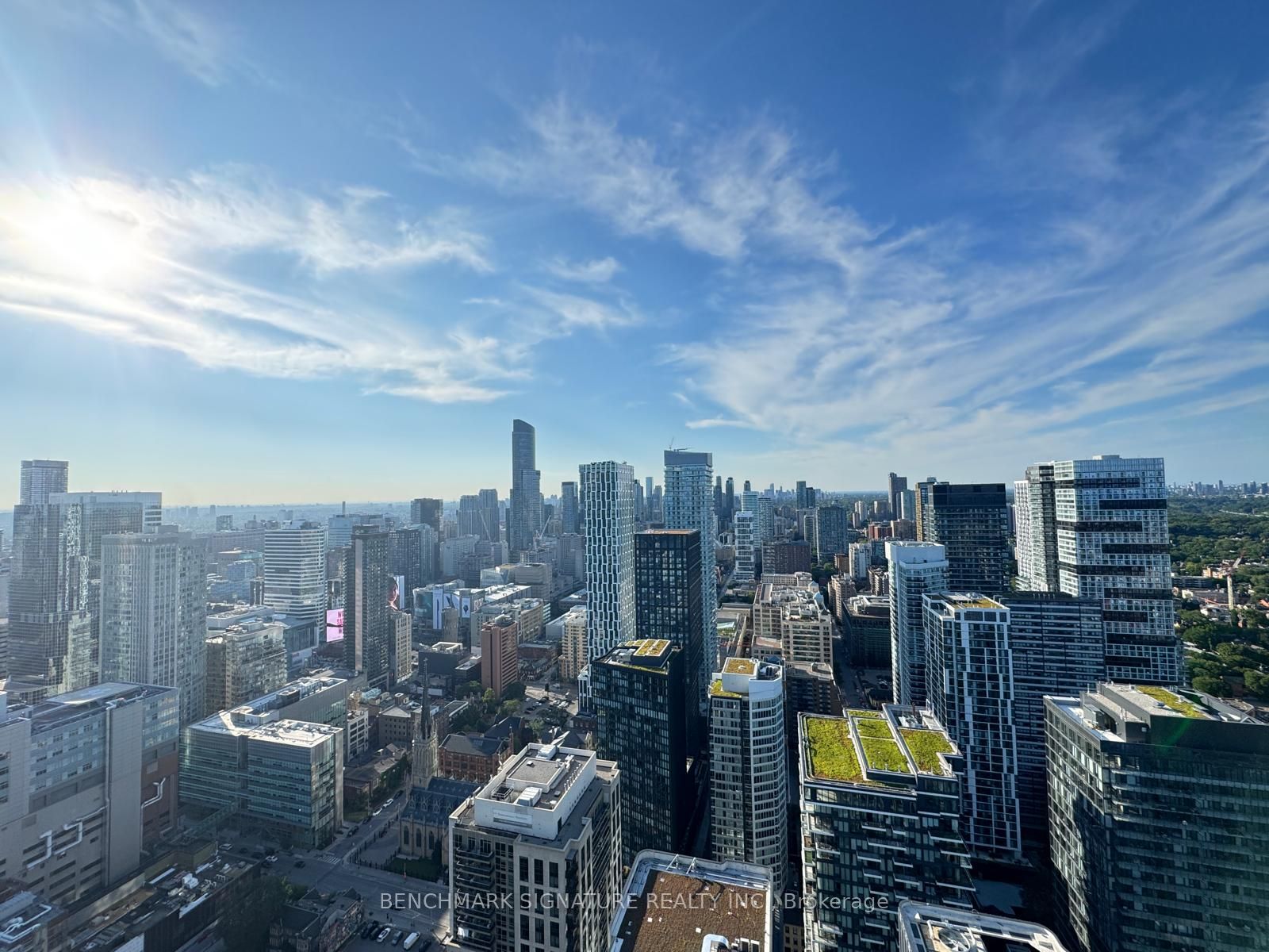 88 Queen Street E 5515, Toronto, ON M5C 0B6 photo 2