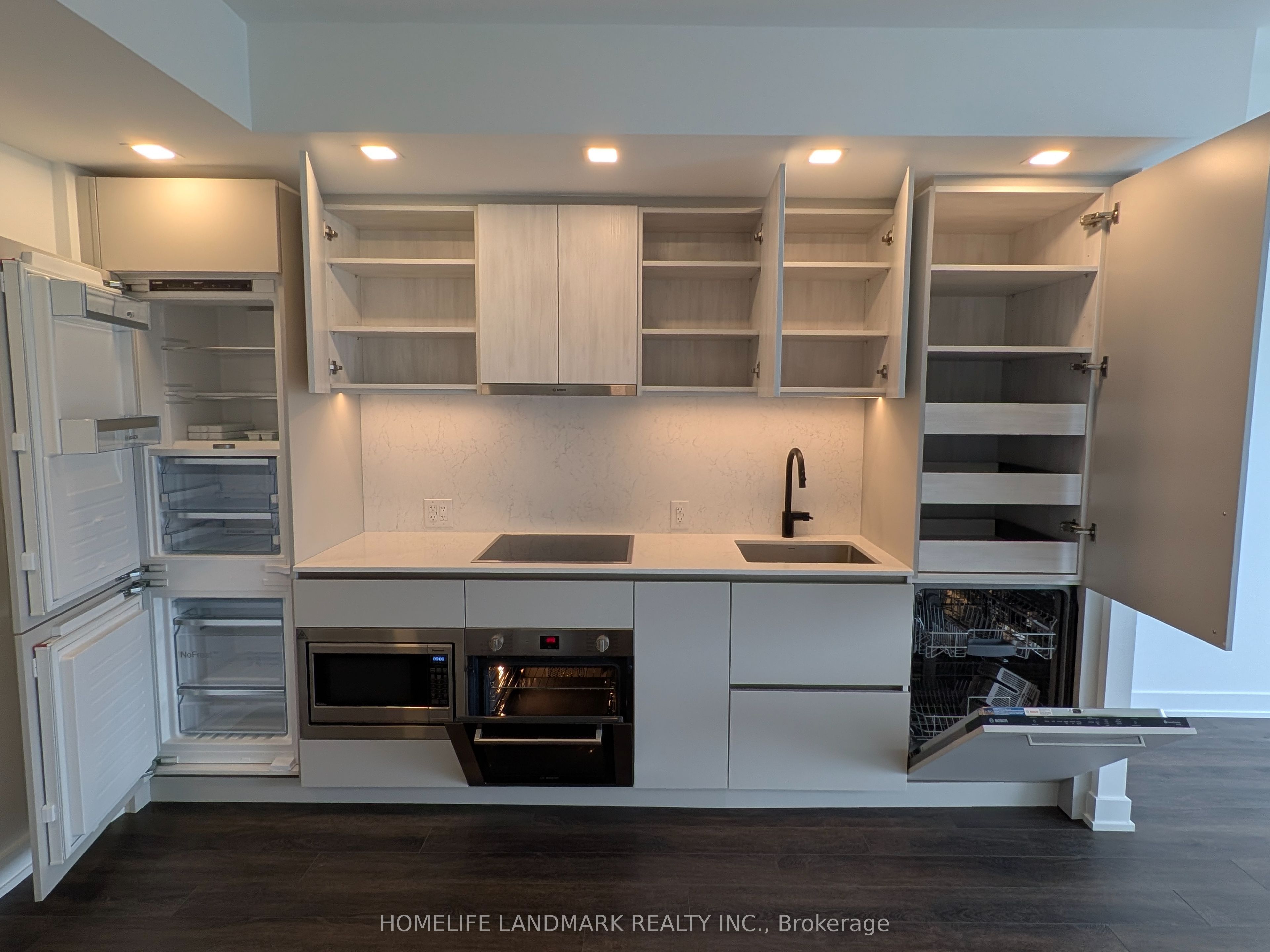 609 Sherbourne Street 4003, Toronto, ON M4X 0A4 photo 4