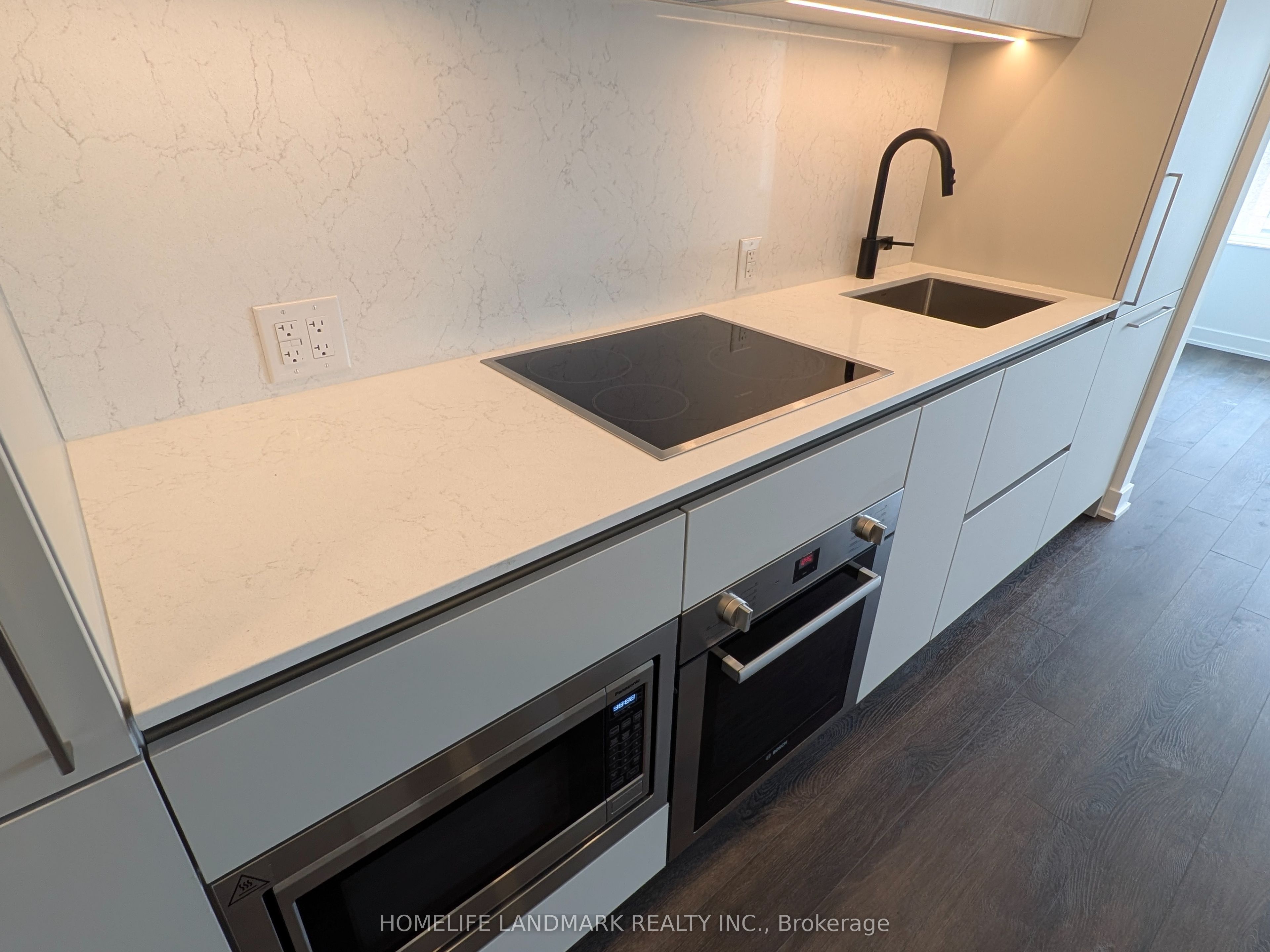 609 Sherbourne Street 4003, Toronto, ON M4X 0A4 photo 5