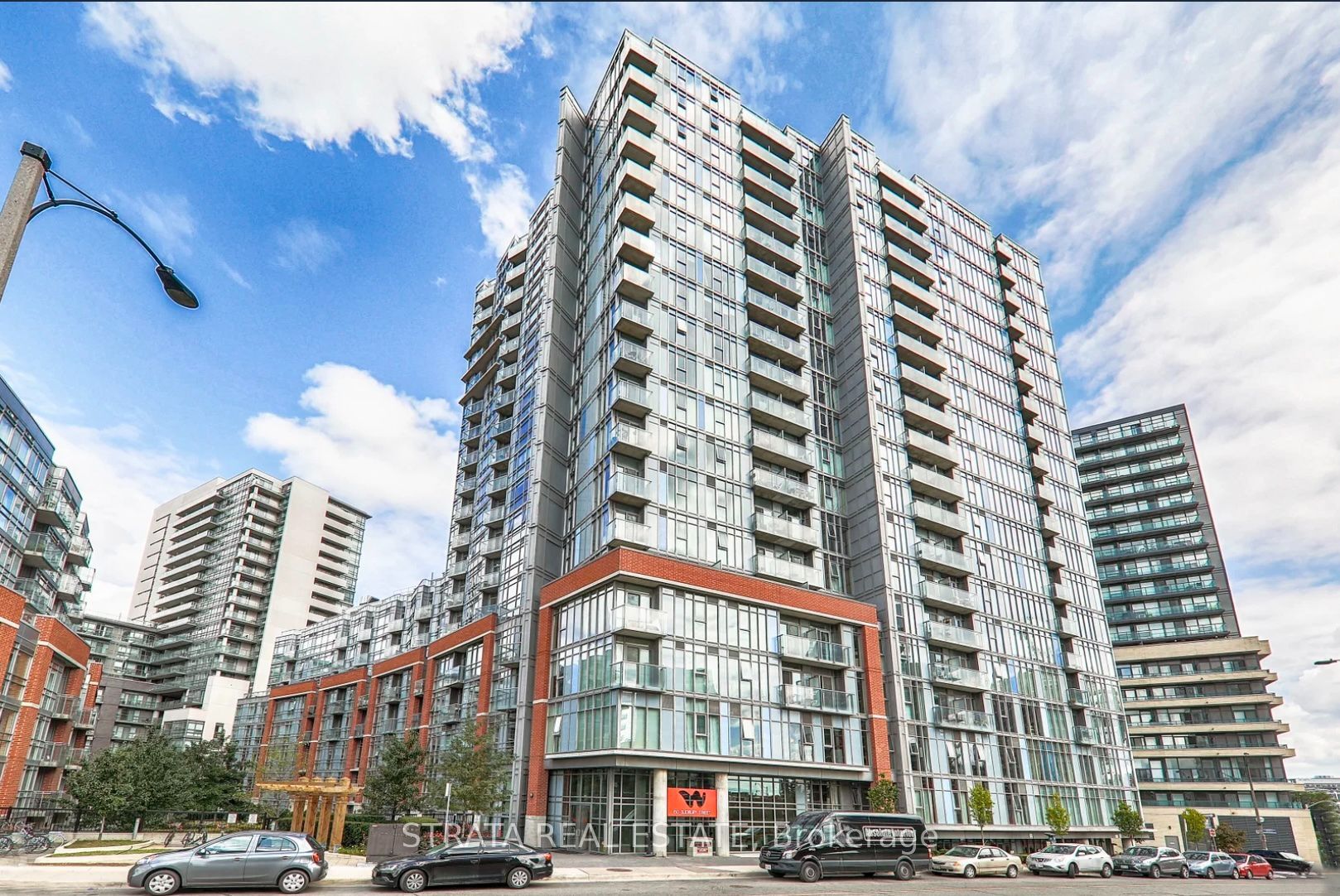 150 Sudbury Street 1117, Toronto, ON M6J 3S8