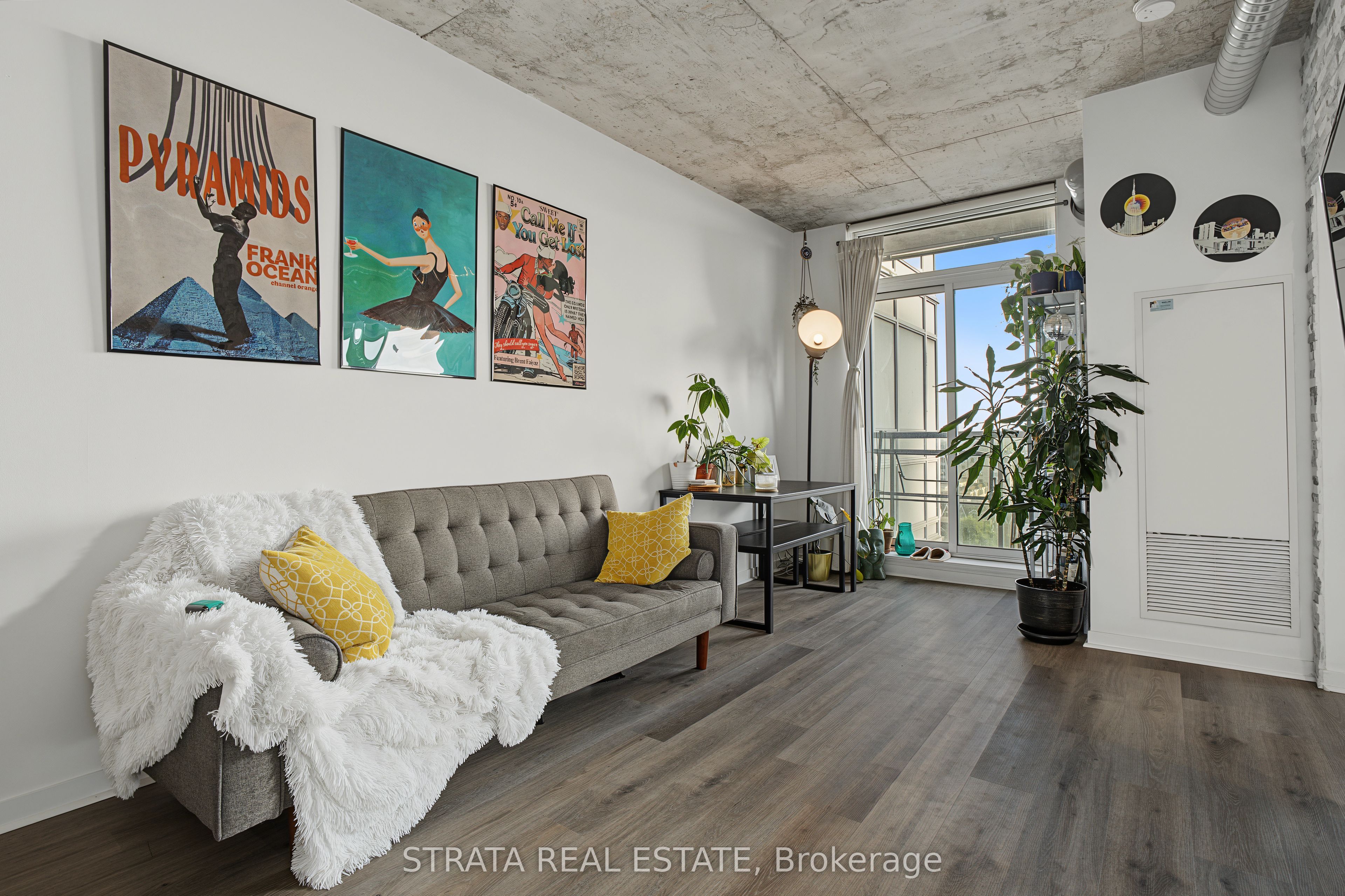 150 Sudbury Street 1117, Toronto, ON M6J 3S8 photo 2