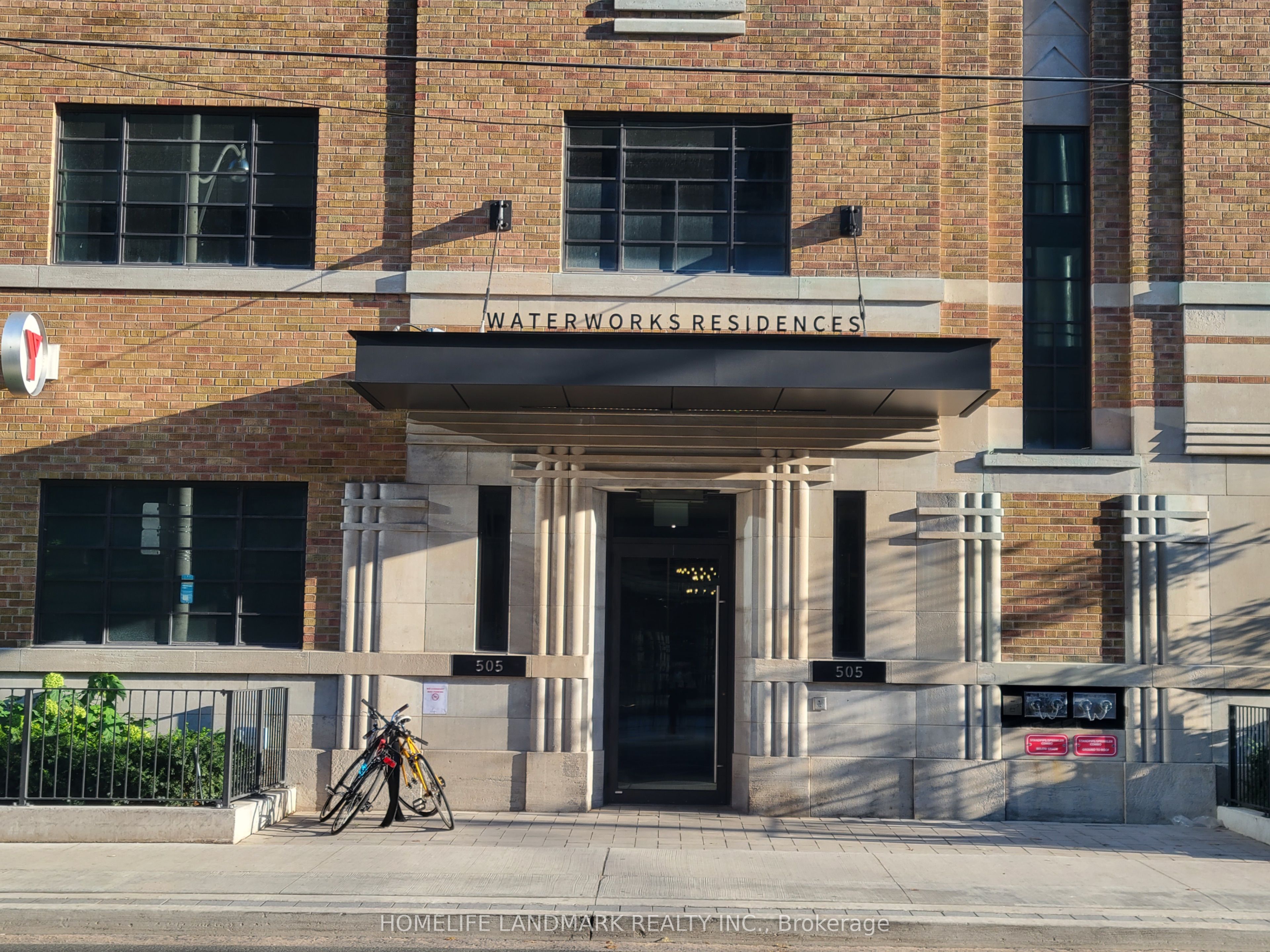 505 Richmond Street W 504, Toronto, ON M5V 0P4 photo 2