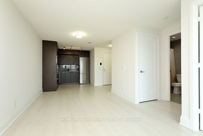 120 Harrison Garden Boulevard 1525, Toronto, ON M2N 0H1 photo 5
