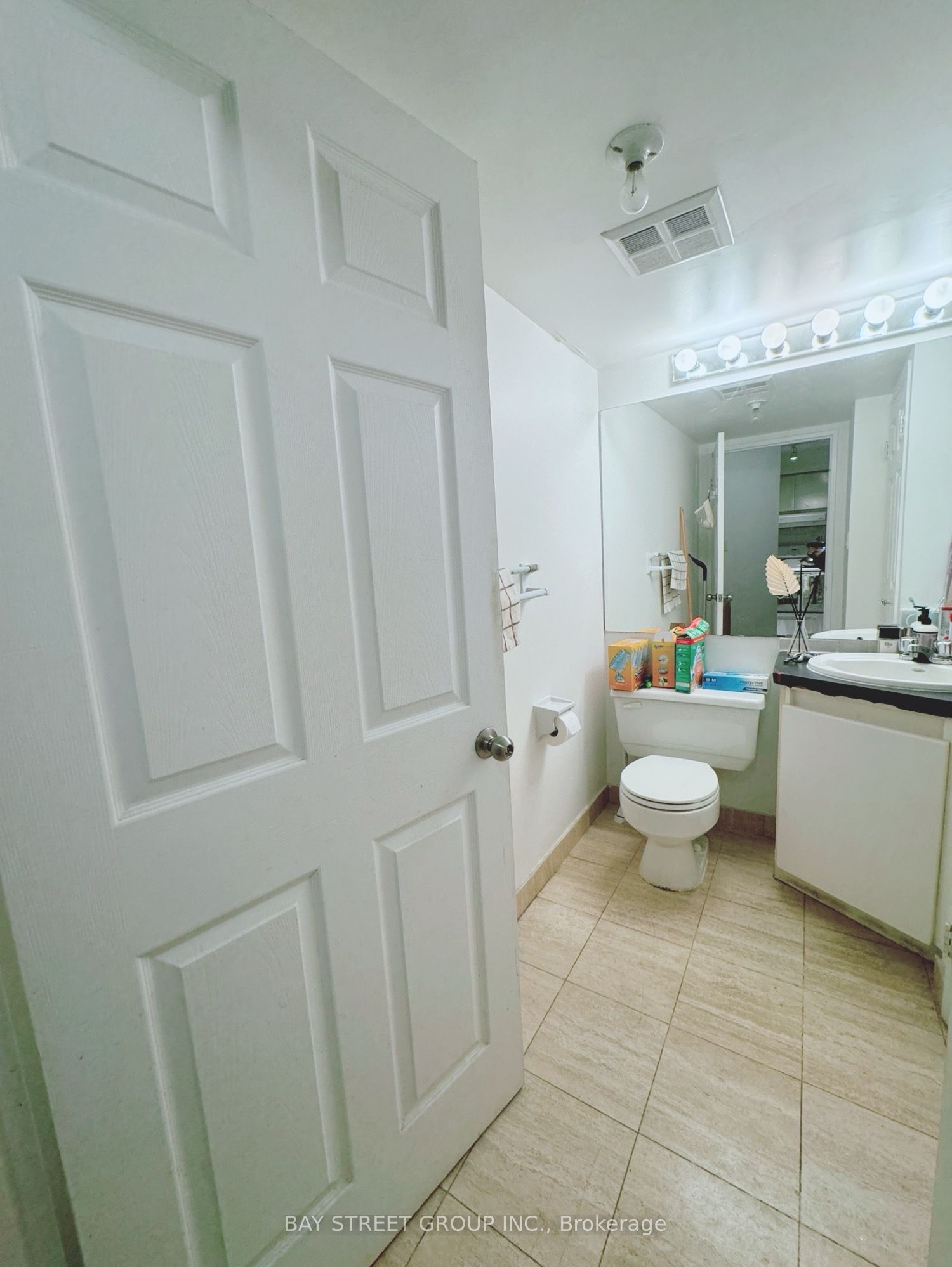 24 Wellesley Street W 1512, Toronto, ON M4Y 2X6 photo 4