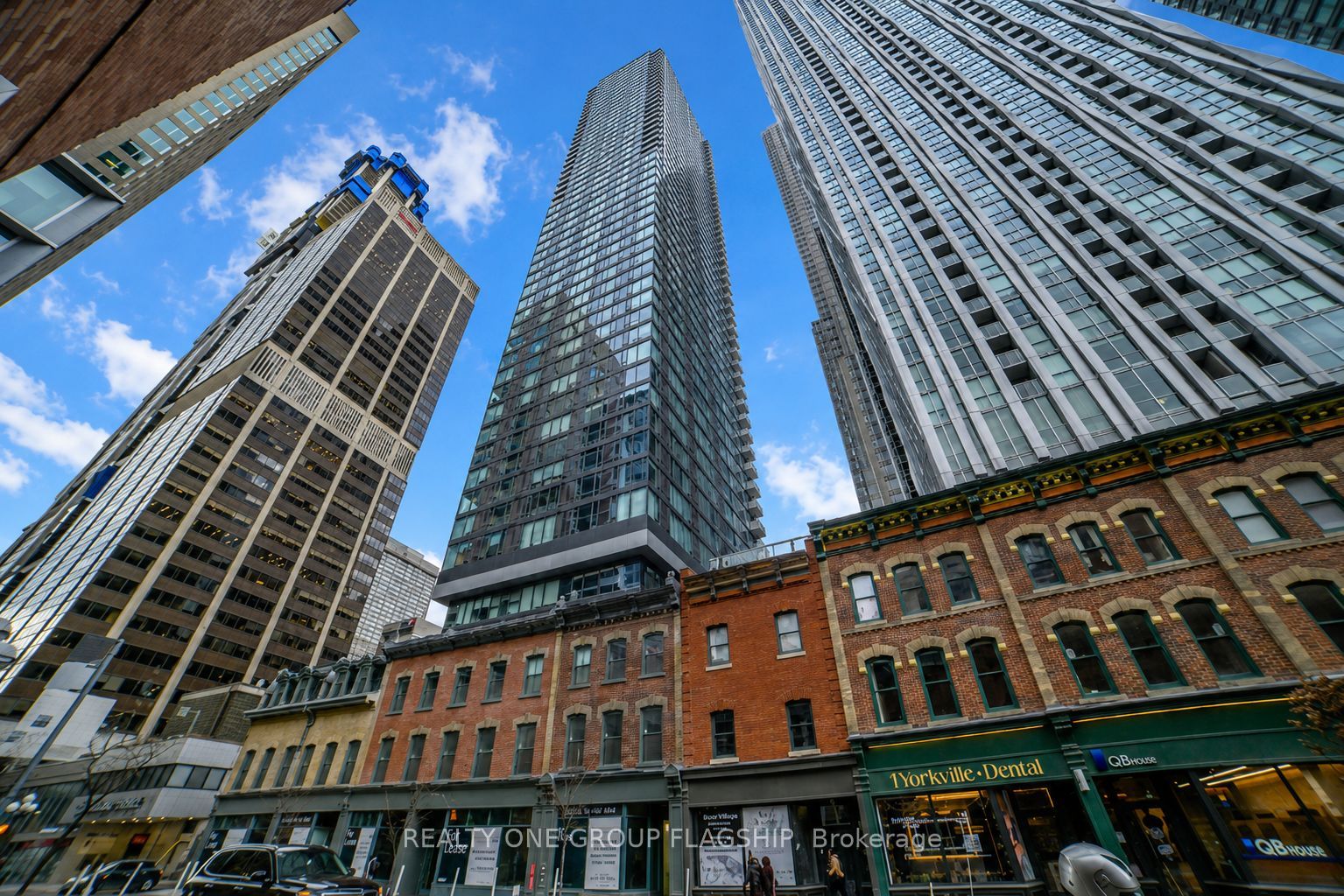 8 Cumberland Street 701, Toronto, ON M4W 0B6 photo 3