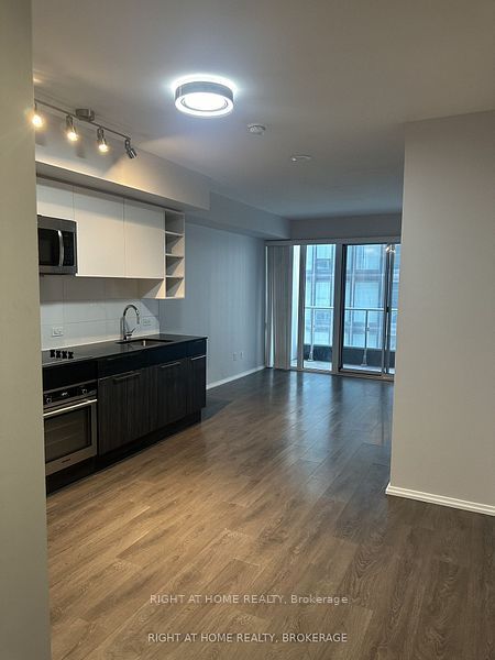 68 Shuter Street 1507, Toronto, ON M5B 1B4 photo 2