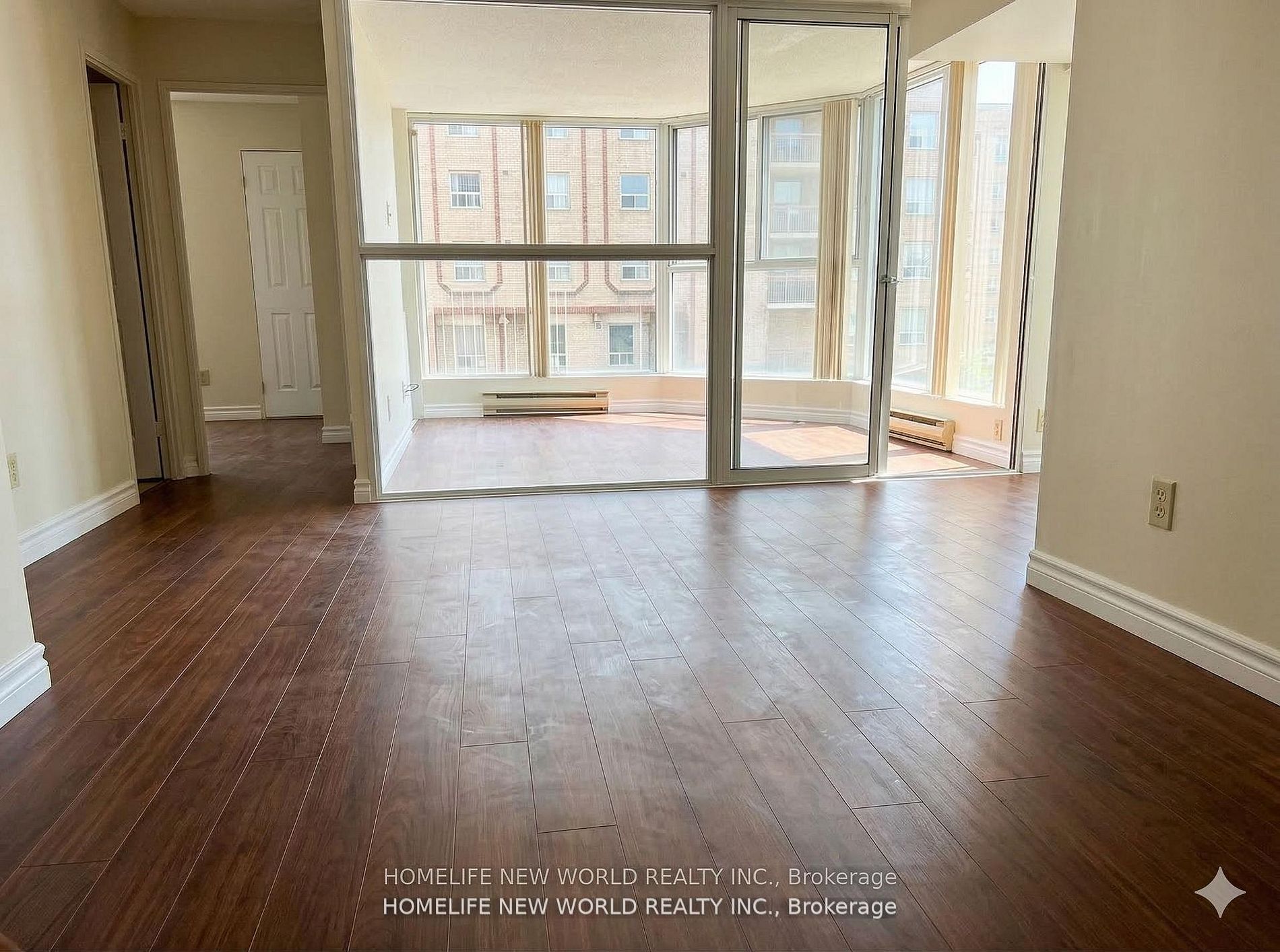 55 Centre Avenue 2402, Toronto, ON M5G 2H5 photo 4