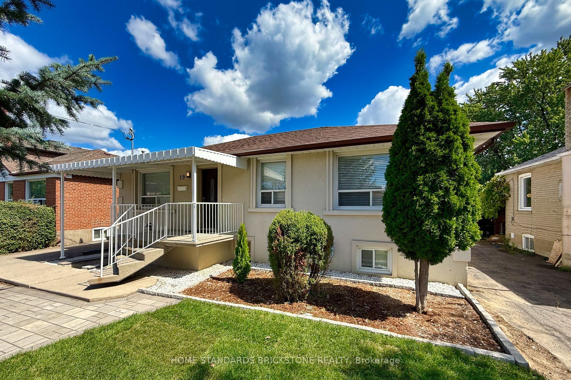 19 Granite Street, Toronto, ON M3H 3K1 photo 5
