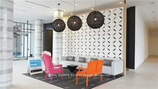 51 East Liberty Street 2106, Toronto, ON M6K 3P8 photo 4