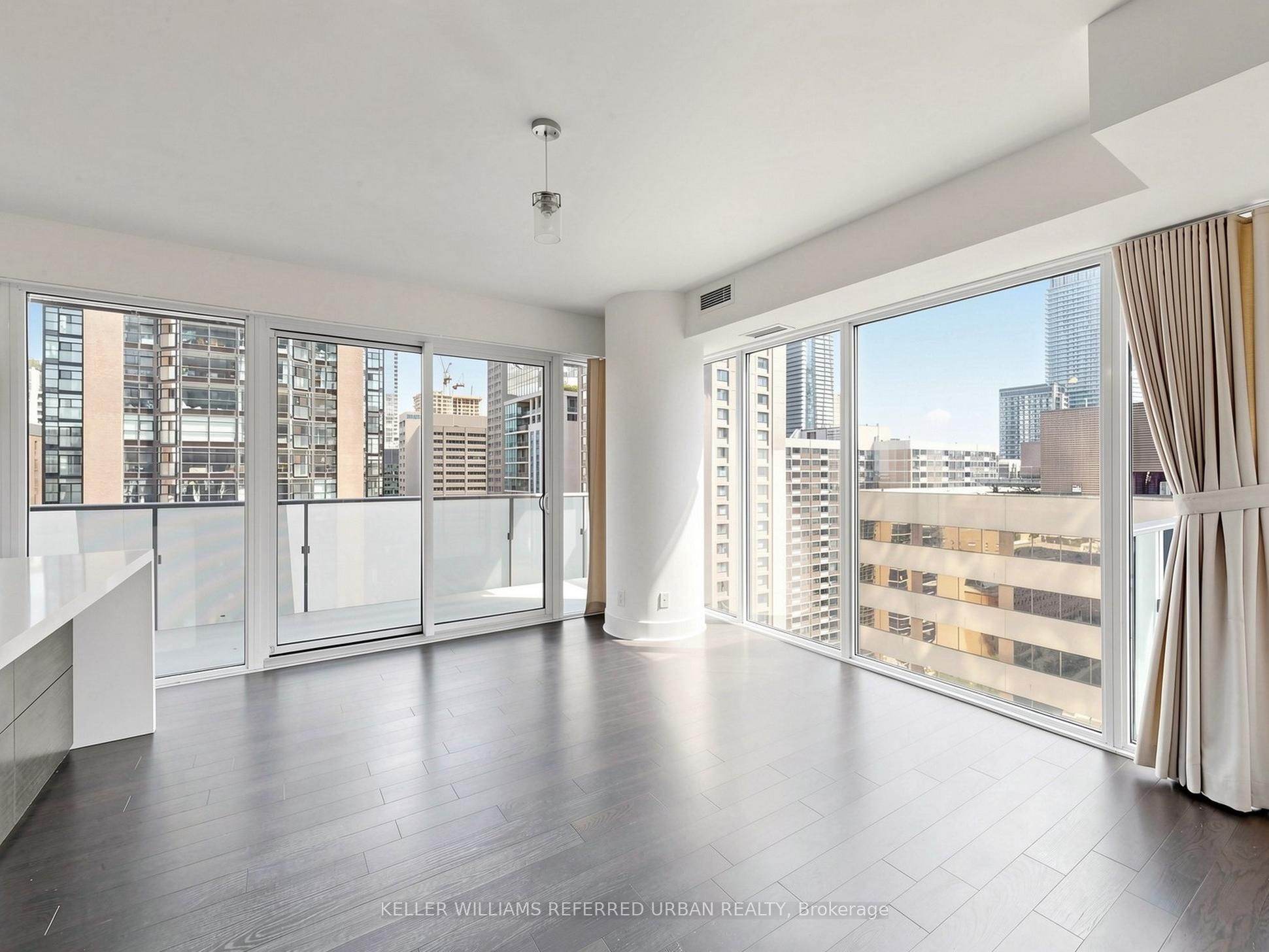 1080 Bay Street 1710, Toronto, ON M5S 0A5 photo 4
