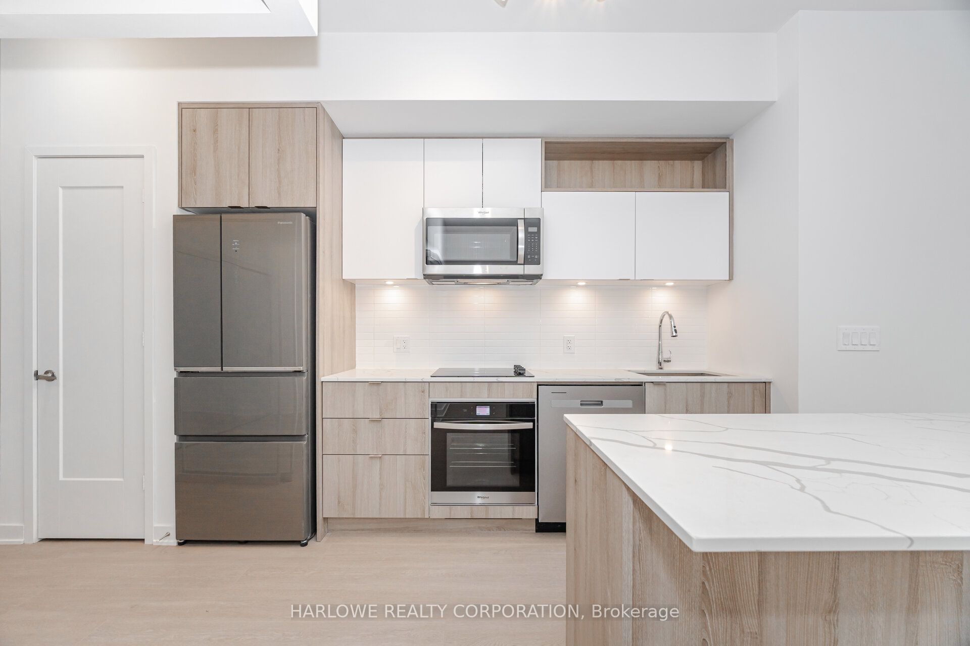 60 Princess Street 105 SE, Toronto, ON M5A 2C7 photo 5