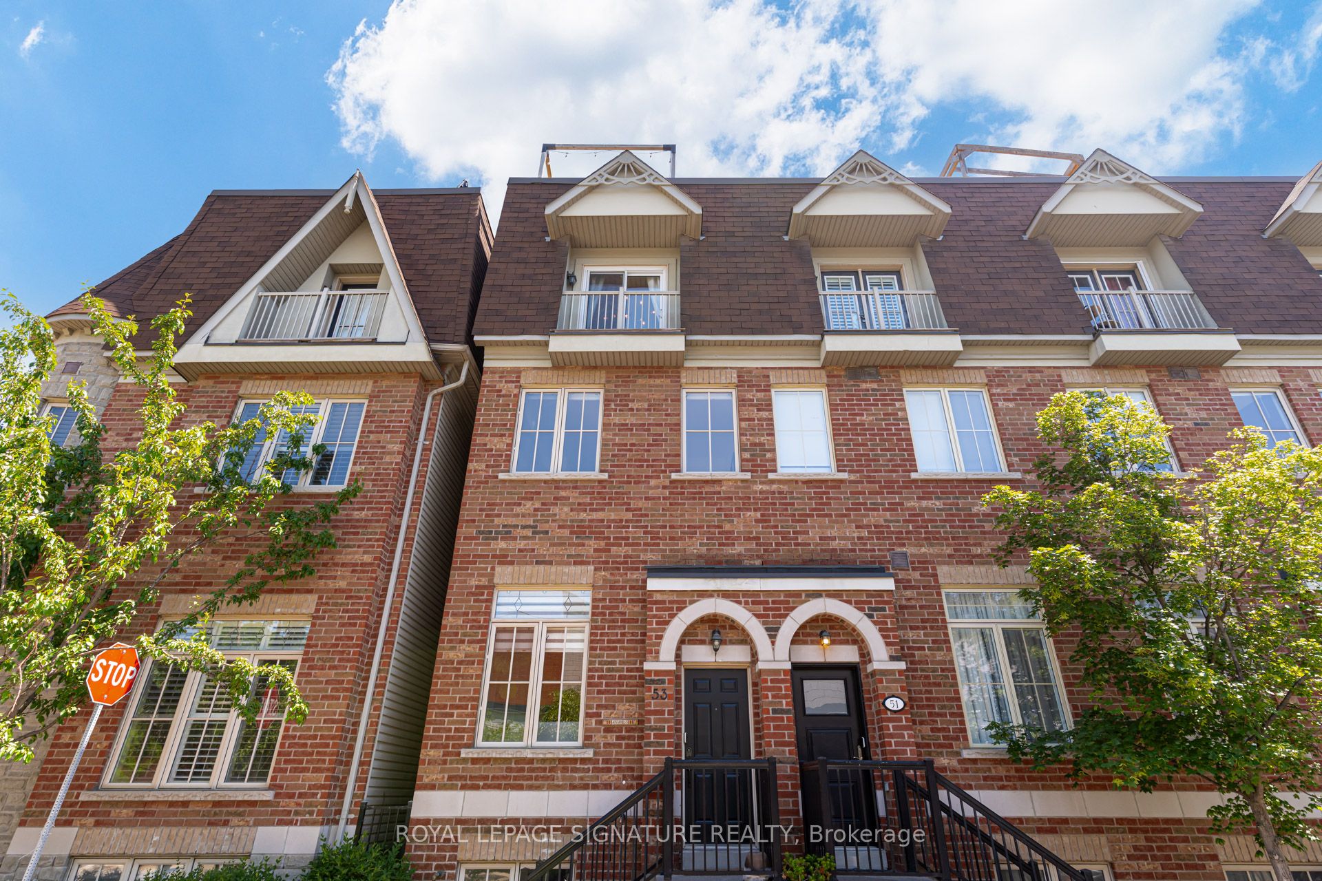 53 St Paul Street, Toronto, ON M5A 3H2 photo 2