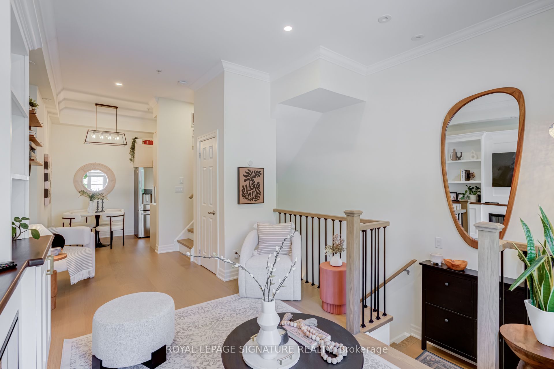 53 St Paul Street, Toronto, ON M5A 3H2 photo 5