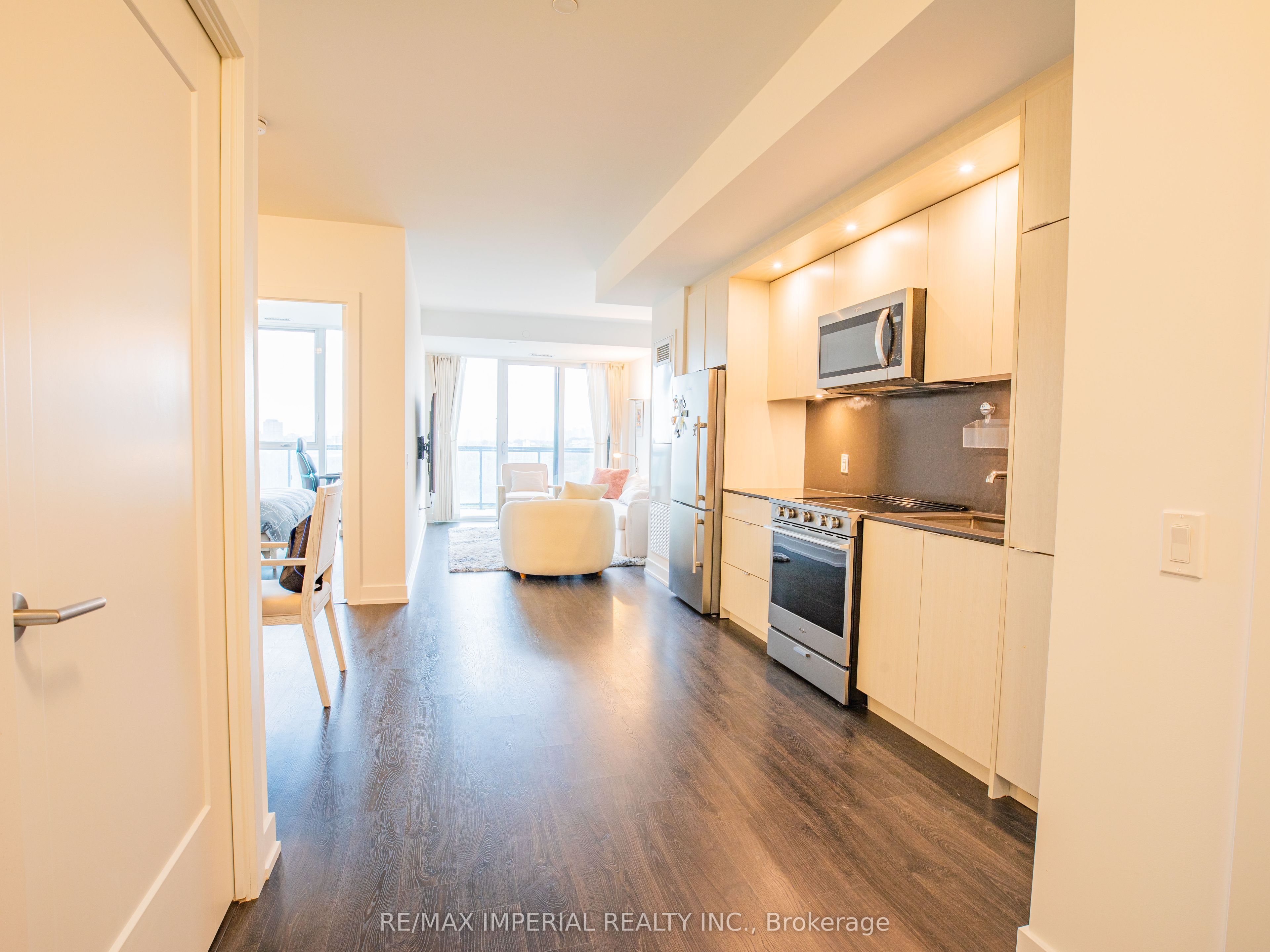 20 Inn On the Park Drive 834, Toronto, ON M3C 0P8 photo 4