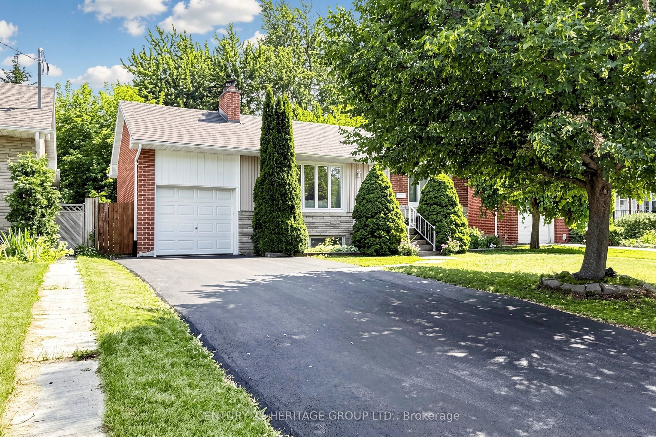 11 Elynhill Drive, Toronto, ON M2R 1C5 photo 3
