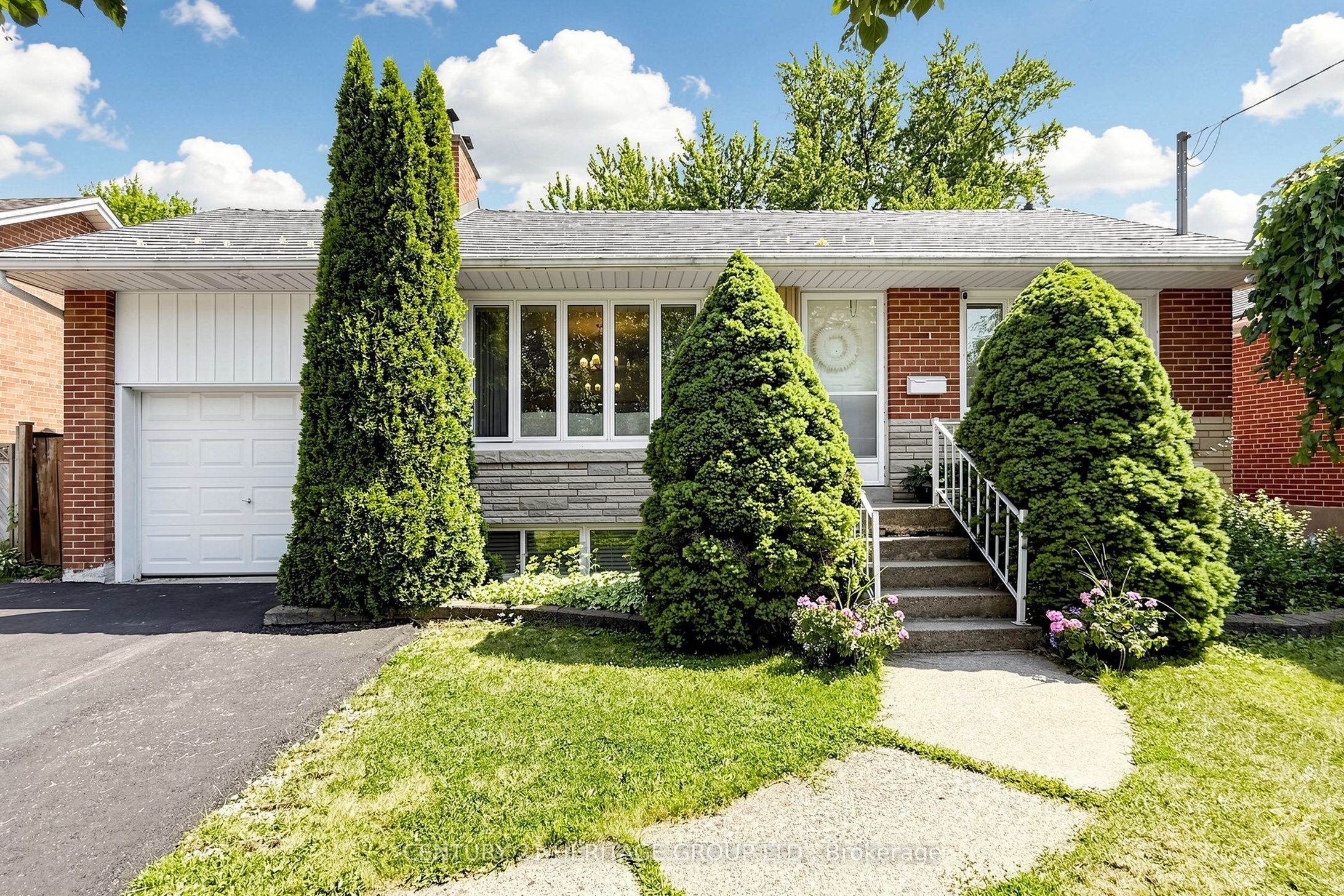 11 Elynhill Drive, Toronto, ON M2R 1C5 photo 5