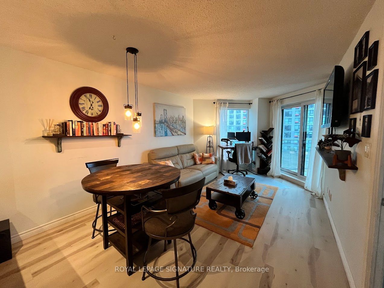 410 Queens Quay W 812, Toronto, ON M5V 3T1 photo 3