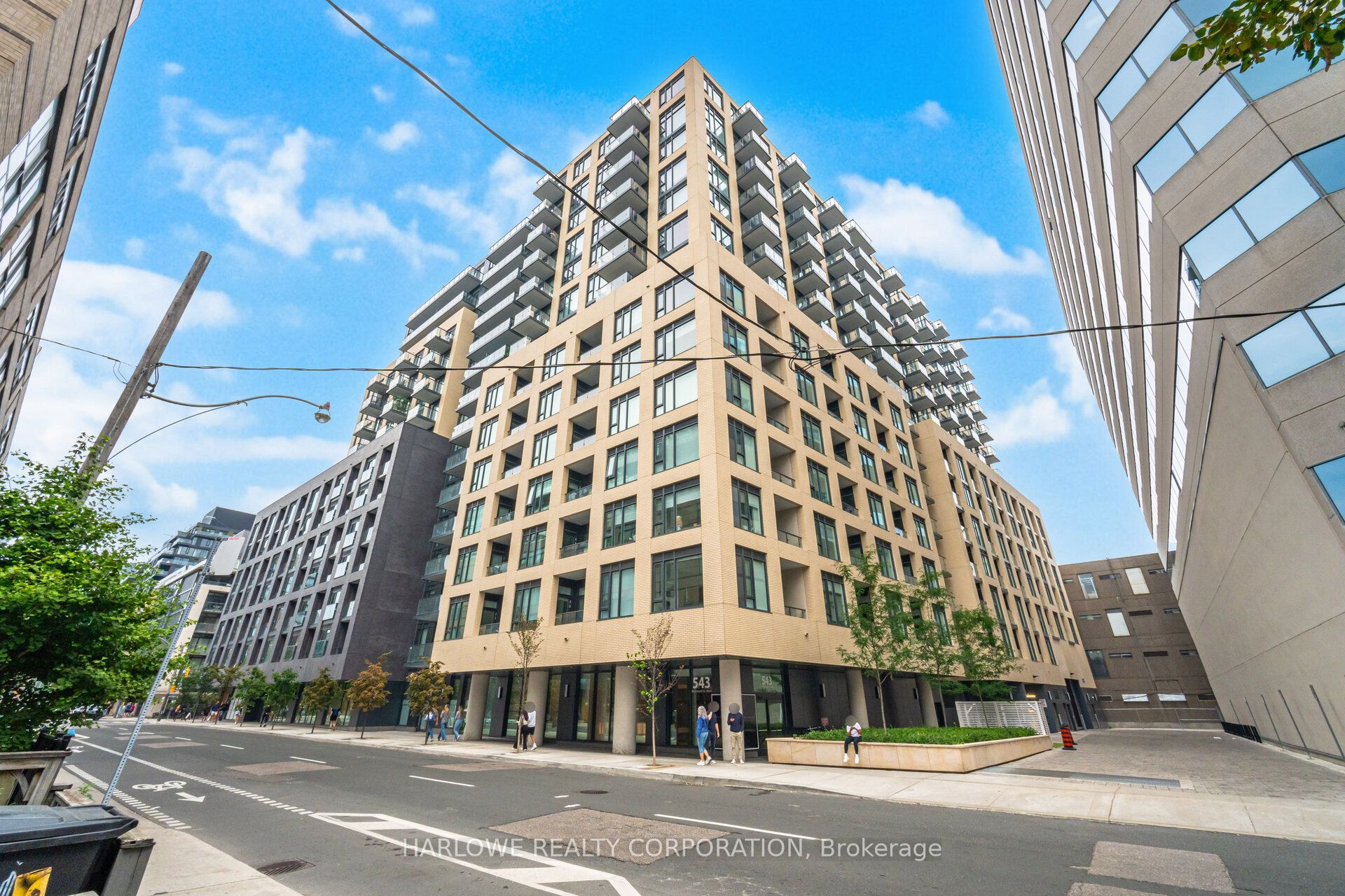 543 Richmond Street W 815, Toronto, ON M5V 0W9