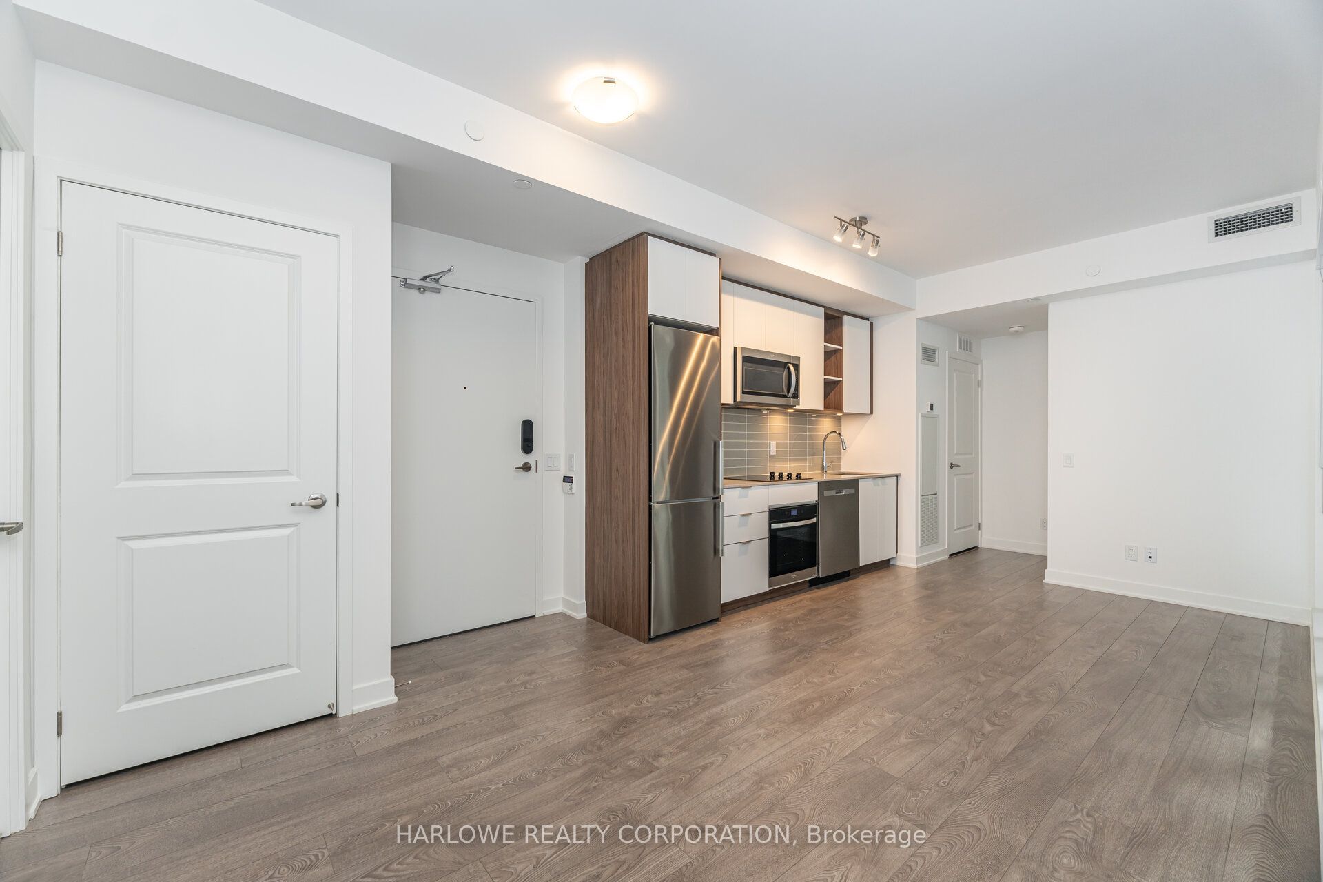 543 Richmond Street W 815, Toronto, ON M5V 0W9 photo 4
