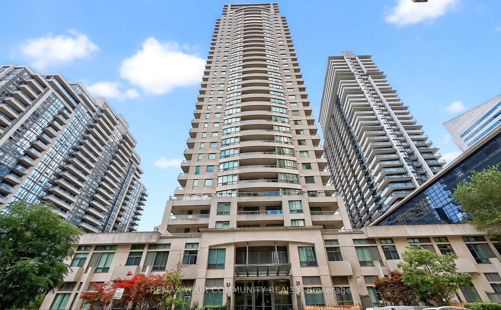 23 Hollywood Avenue 3310, Toronto, ON M2N 7L8