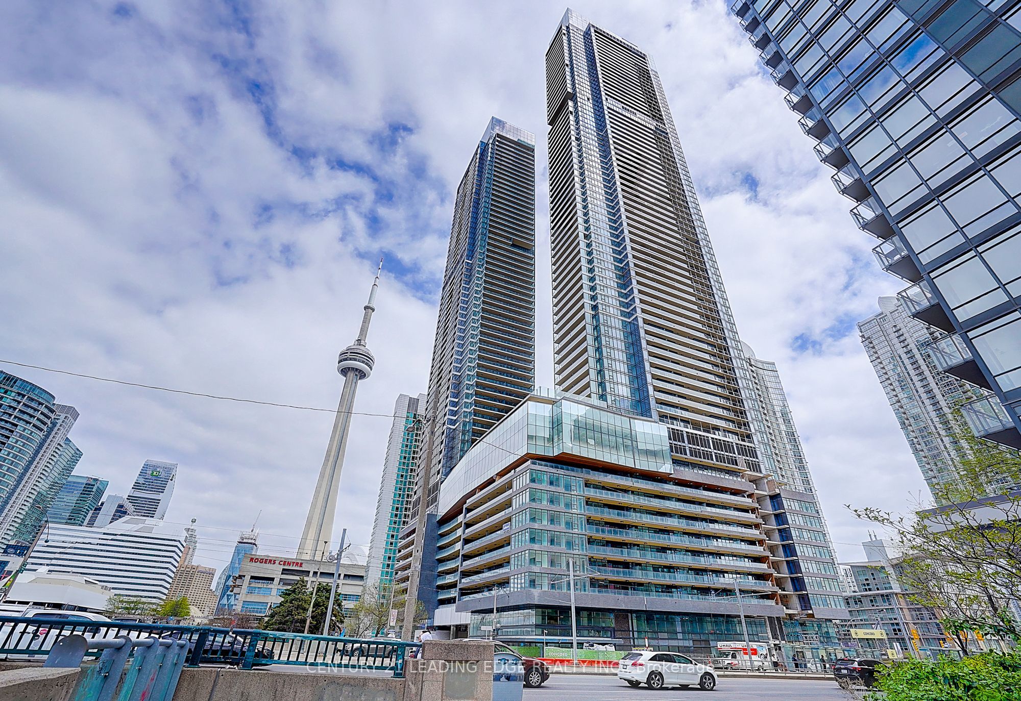 1 CONCORD CITY PLACE Way 4202, Toronto, ON M5V 0X3 photo 2