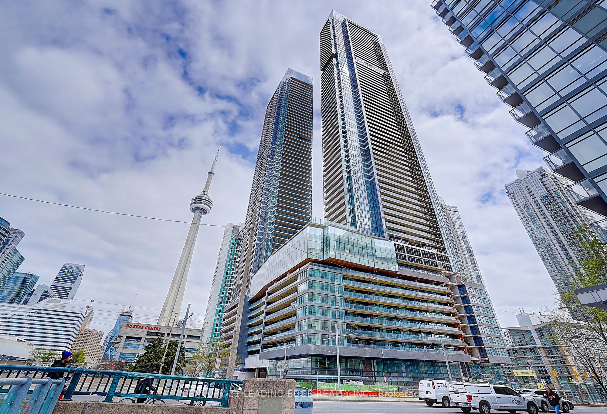 1 CONCORD CITY PLACE Way 4202, Toronto, ON M5V 0X3 photo 3