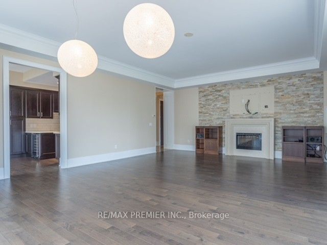 70 Roehampton Avenue 2315, Toronto, ON M4P 1R2 photo 5