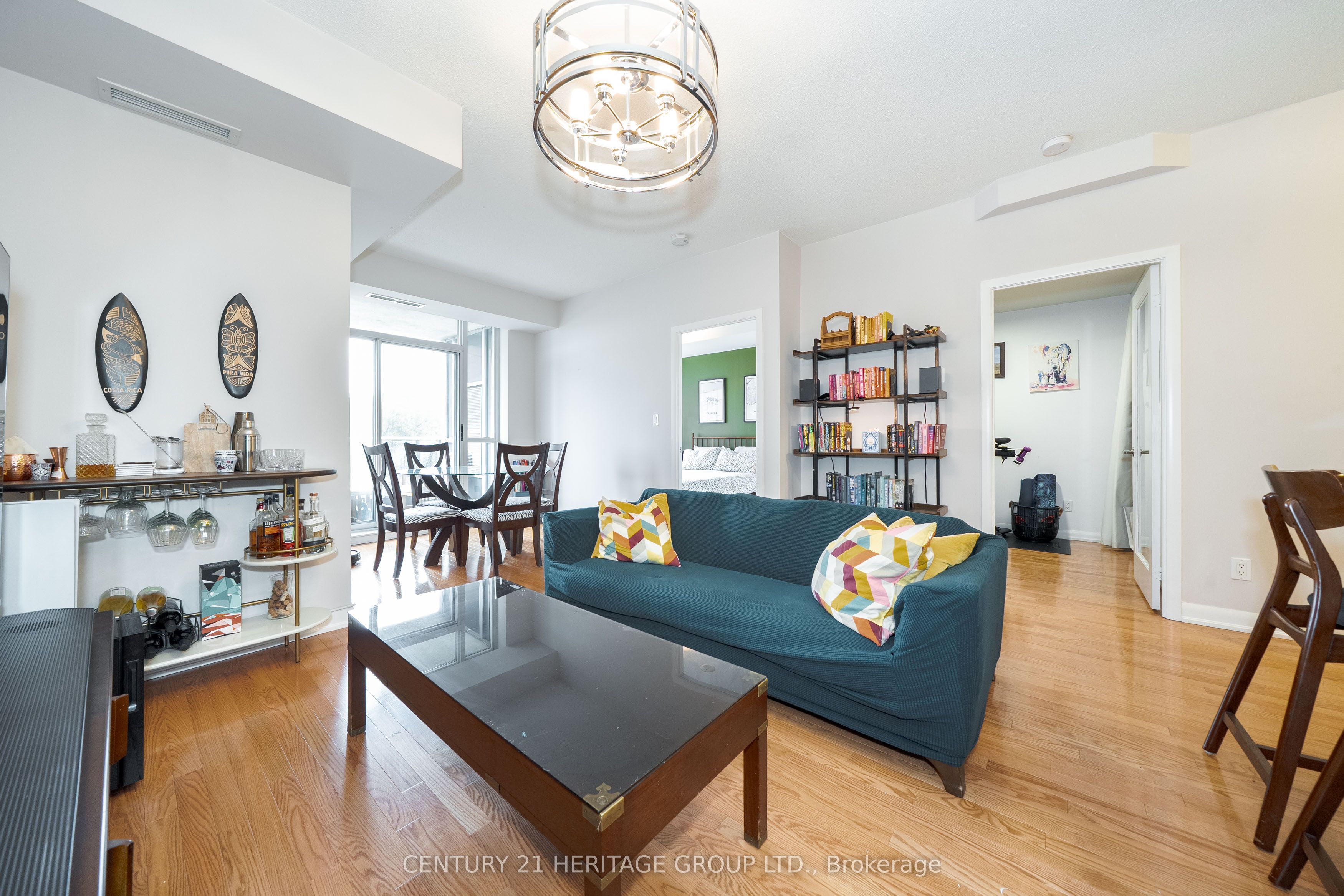 5791 Yonge Street 306, Toronto, ON M2M 0A8 photo 4