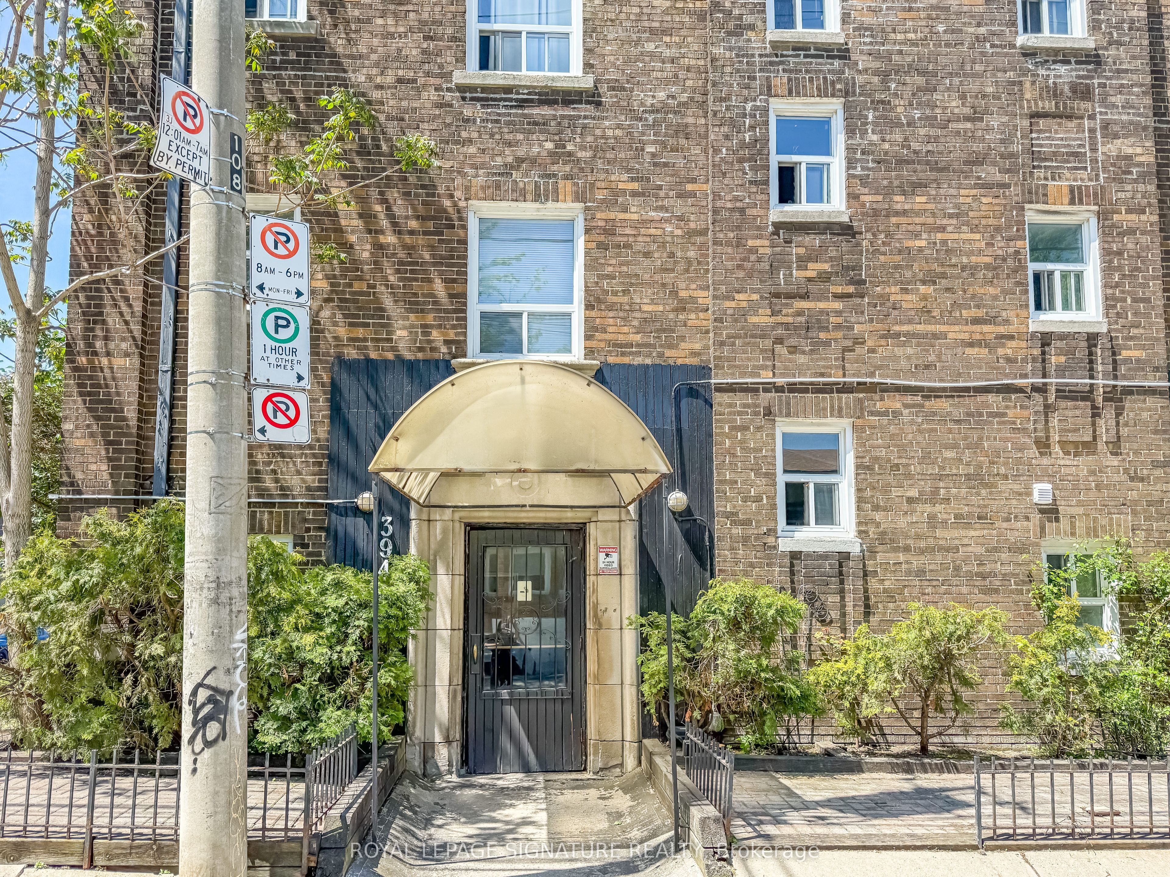 394 Dovercourt Road 33, Toronto, ON M6J 3E5