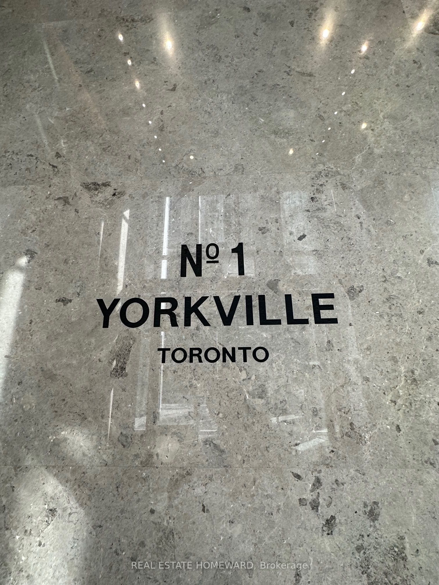 1 Yorkville Avenue 1611, Toronto, ON M4W 0B1 photo 3