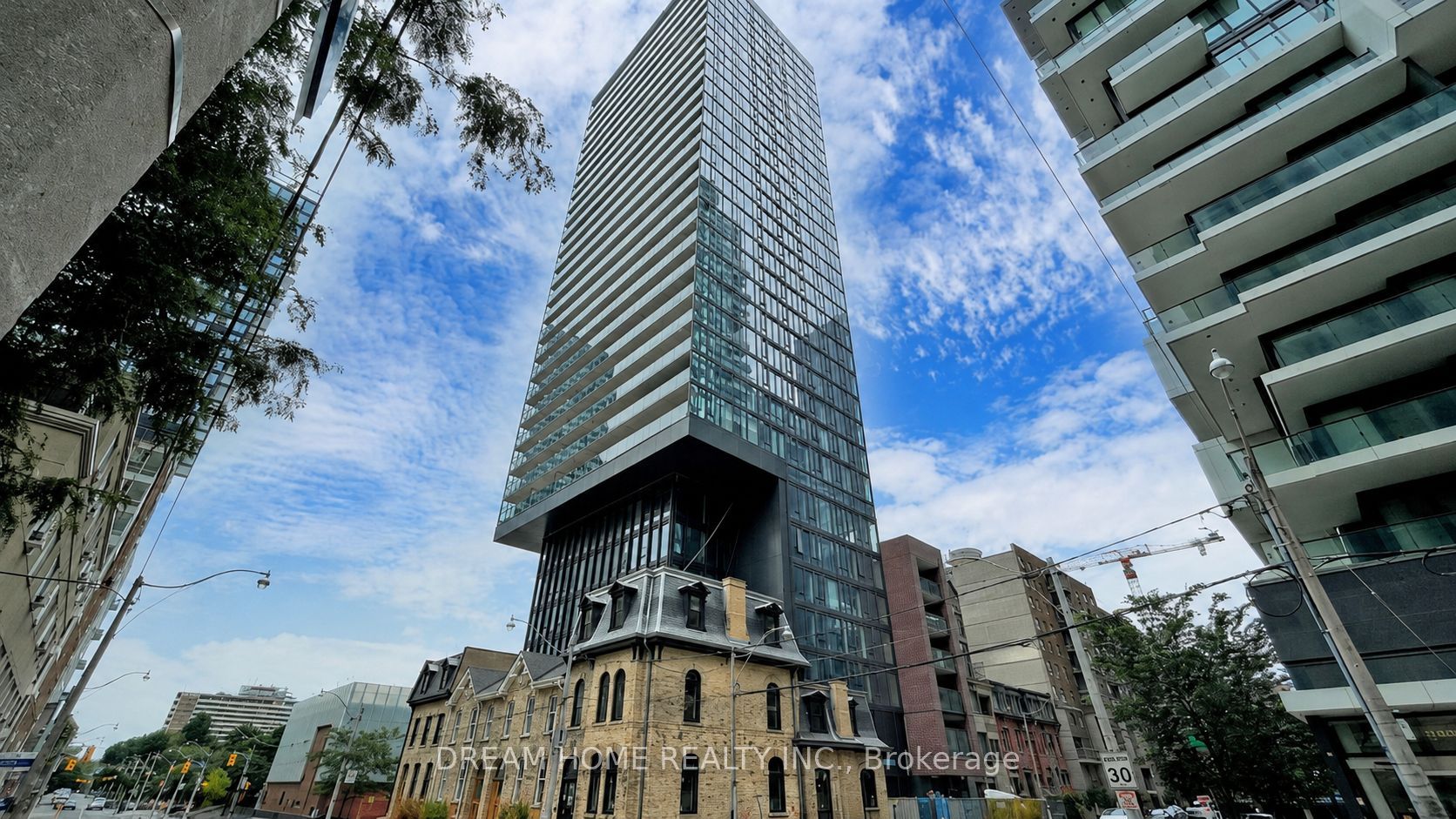 47 Mutual Street 2808, Toronto, ON M5B 0C6