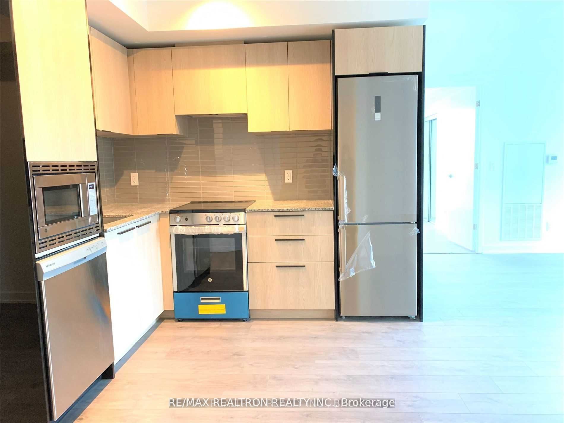 501 Yonge Street 4009, Toronto, ON M4Y 1Y4 photo 5
