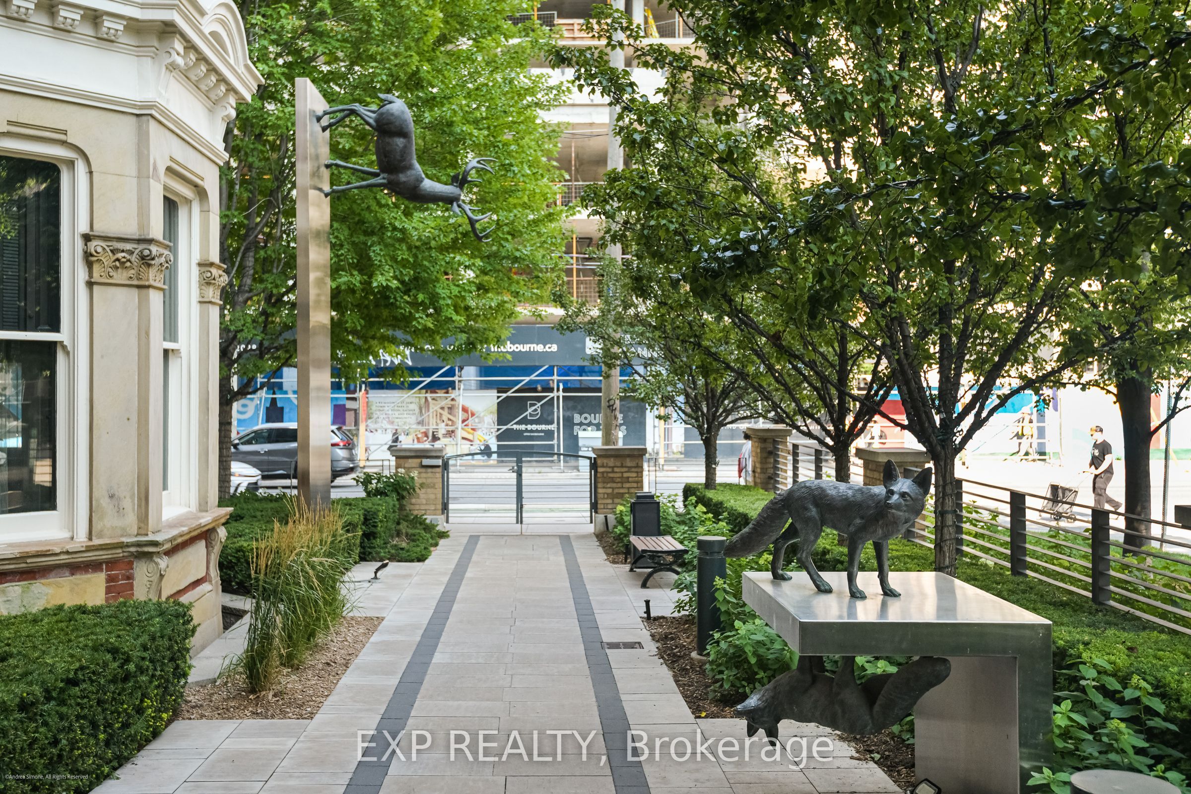 28 Linden Street PH2, Toronto, ON M4Y 0A4 photo 5
