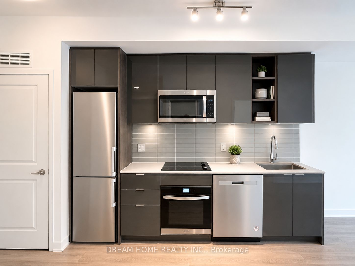 543 Richmond Street W 1424, Toronto, ON M5V 0W9 photo 3