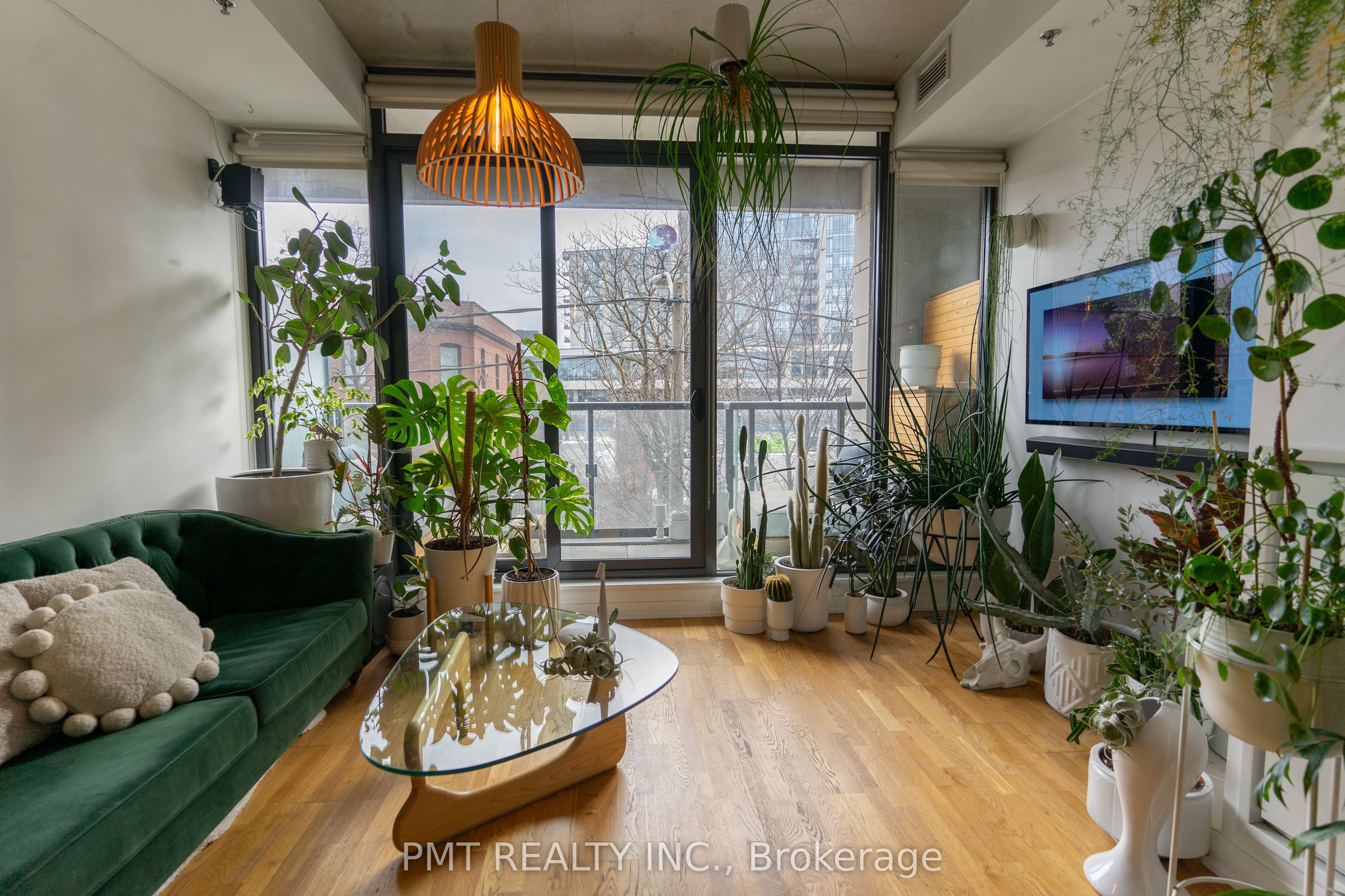 8 Dovercourt Road 204, Toronto, ON M6J 0B6 photo 5