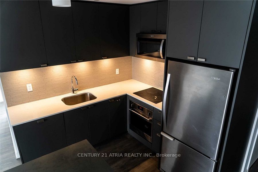 56 Forest Manor Road 2707, Toronto, ON M2J 1M6 photo 3