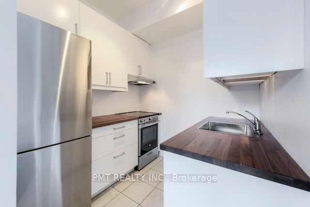 550 Front Street W 427, Toronto, ON M5V 3N5 photo 3