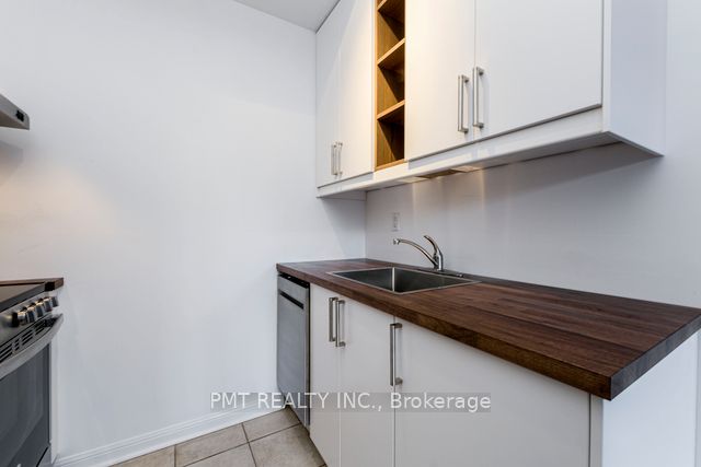 550 Front Street W 427, Toronto, ON M5V 3N5 photo 4