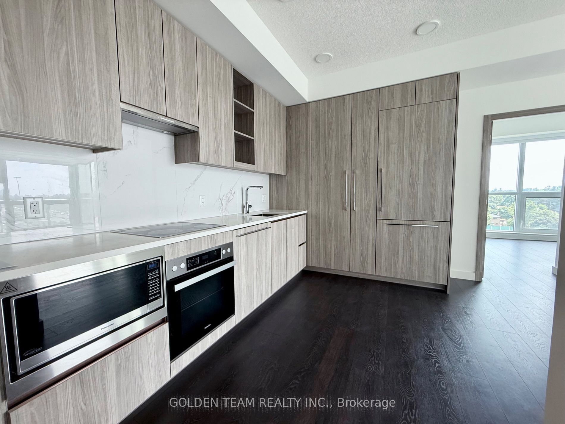 27 McMahon Drive 906, Toronto, ON M2K 0J1 photo 2